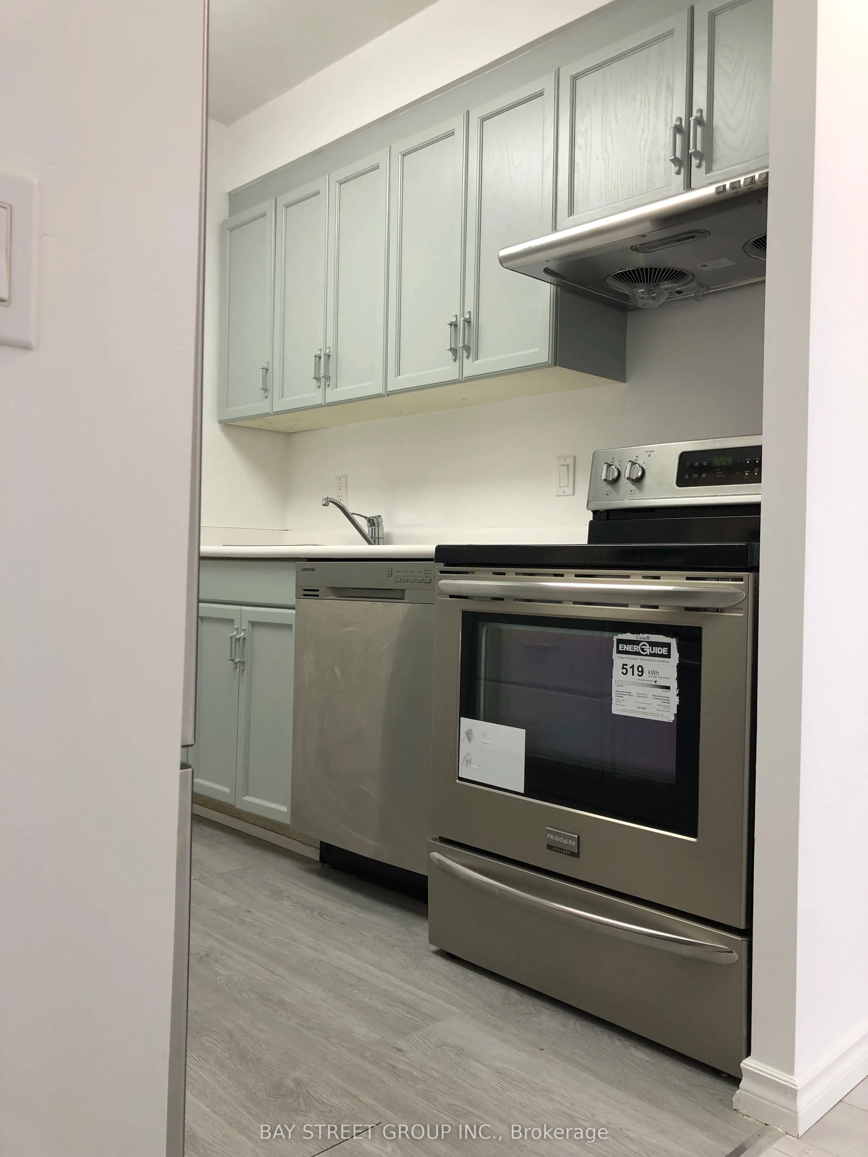 284 Bloor Street W, #308