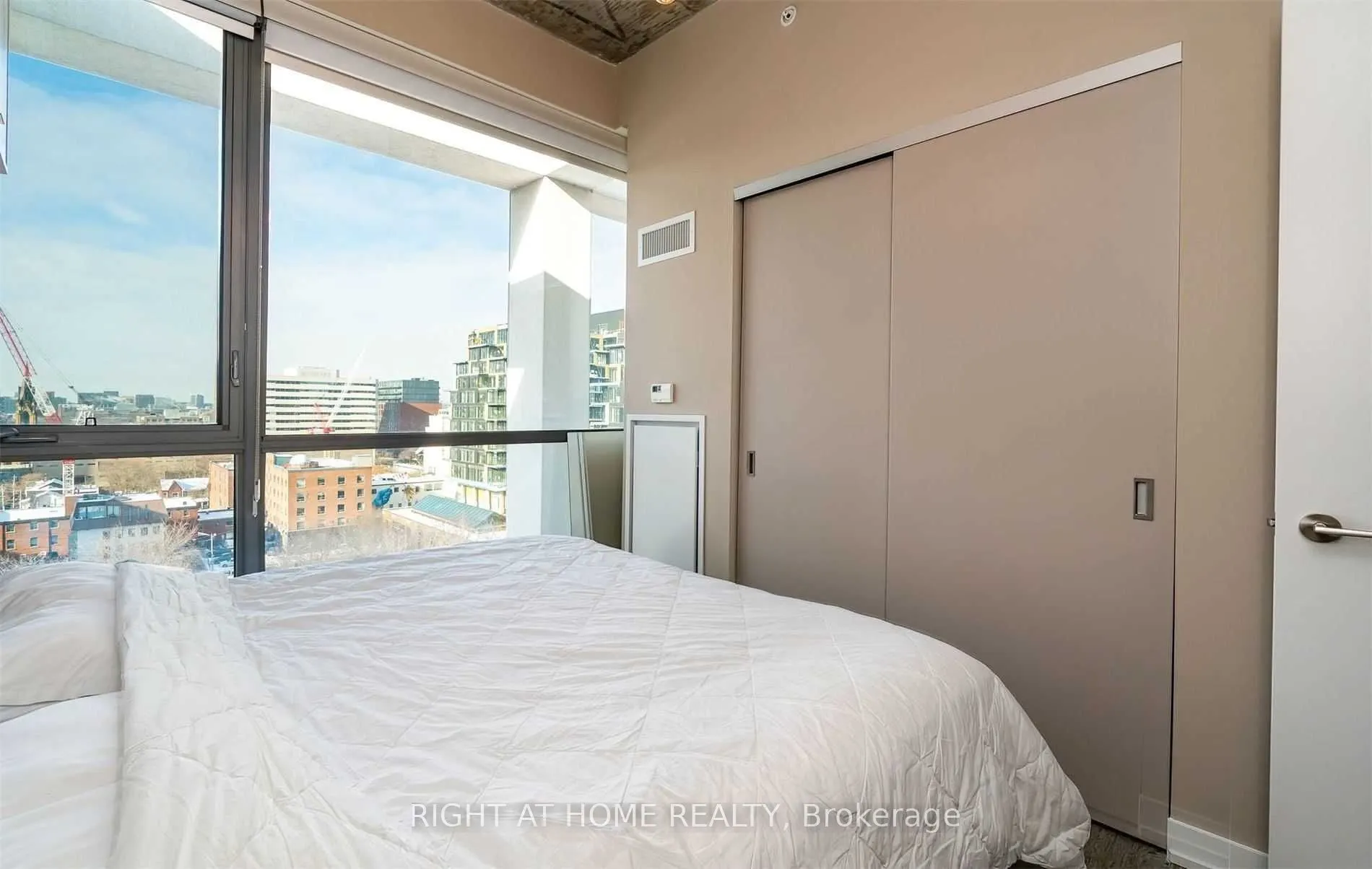 39 Brant Street, #Ph 1022