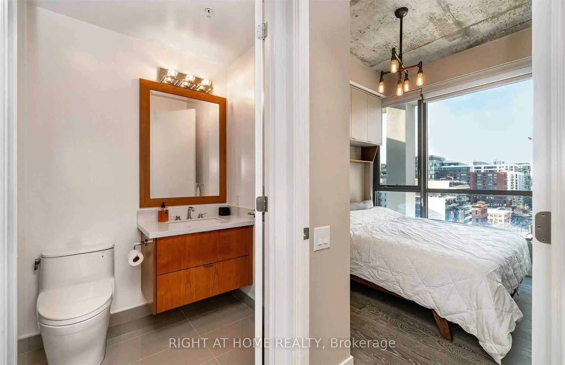 39 Brant Street, #Ph 1022