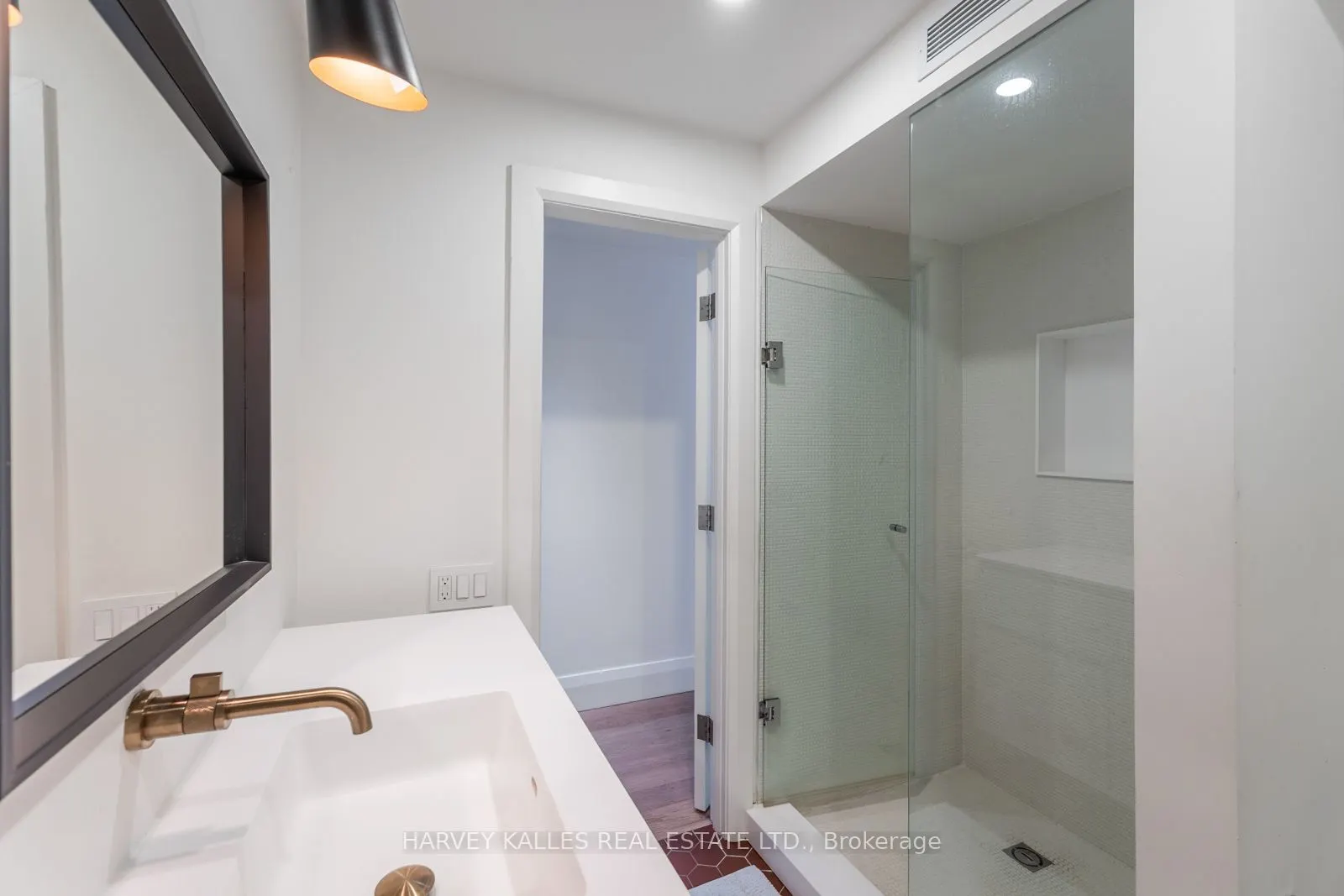 34 Coulson Avenue #B