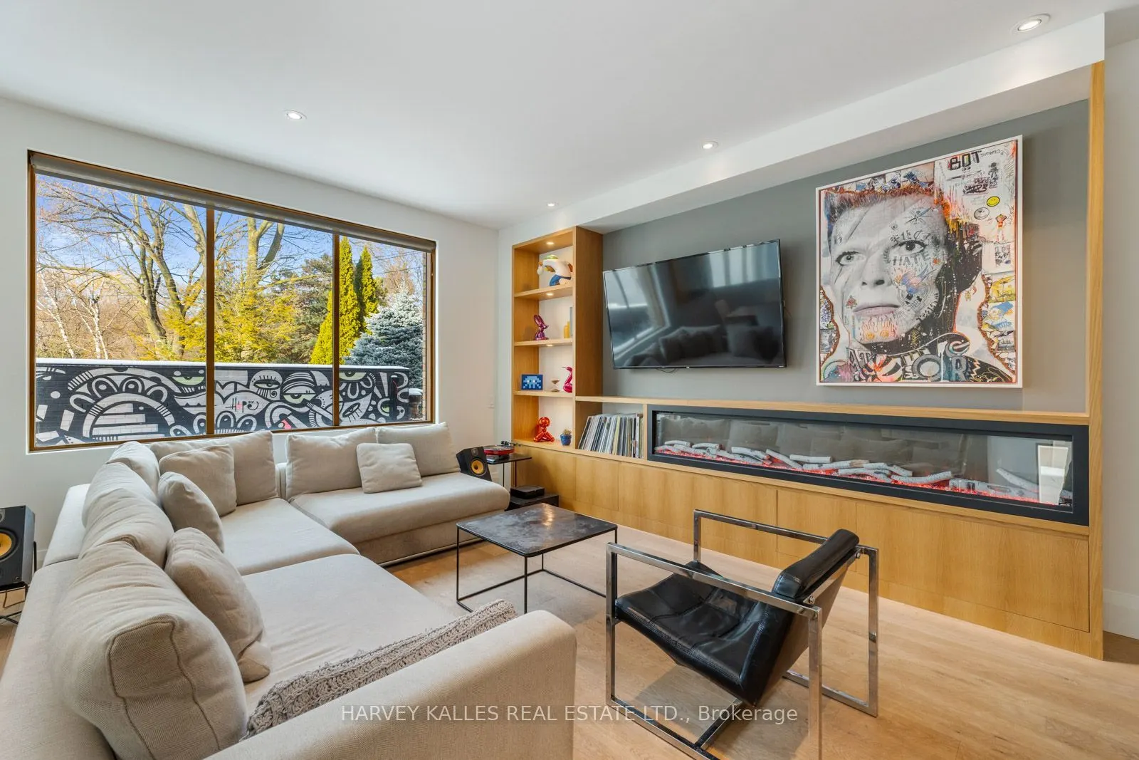 34 Coulson Avenue #B