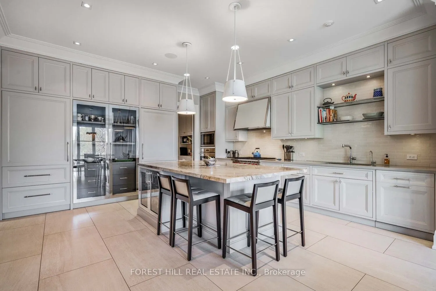 221 Dunvegan Road