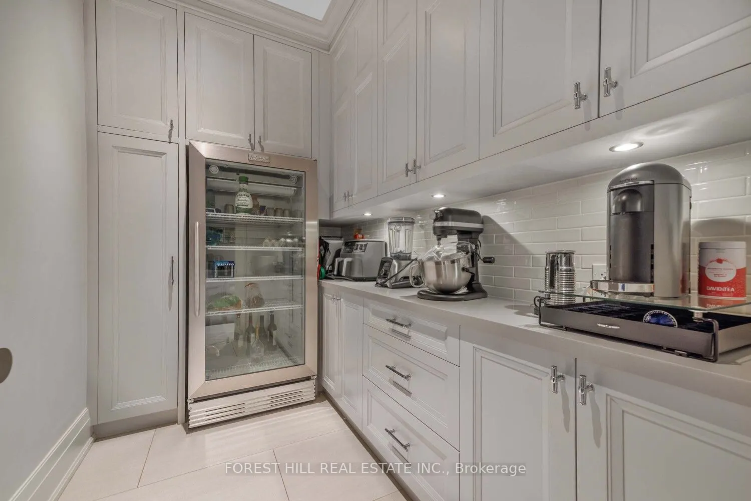 221 Dunvegan Road