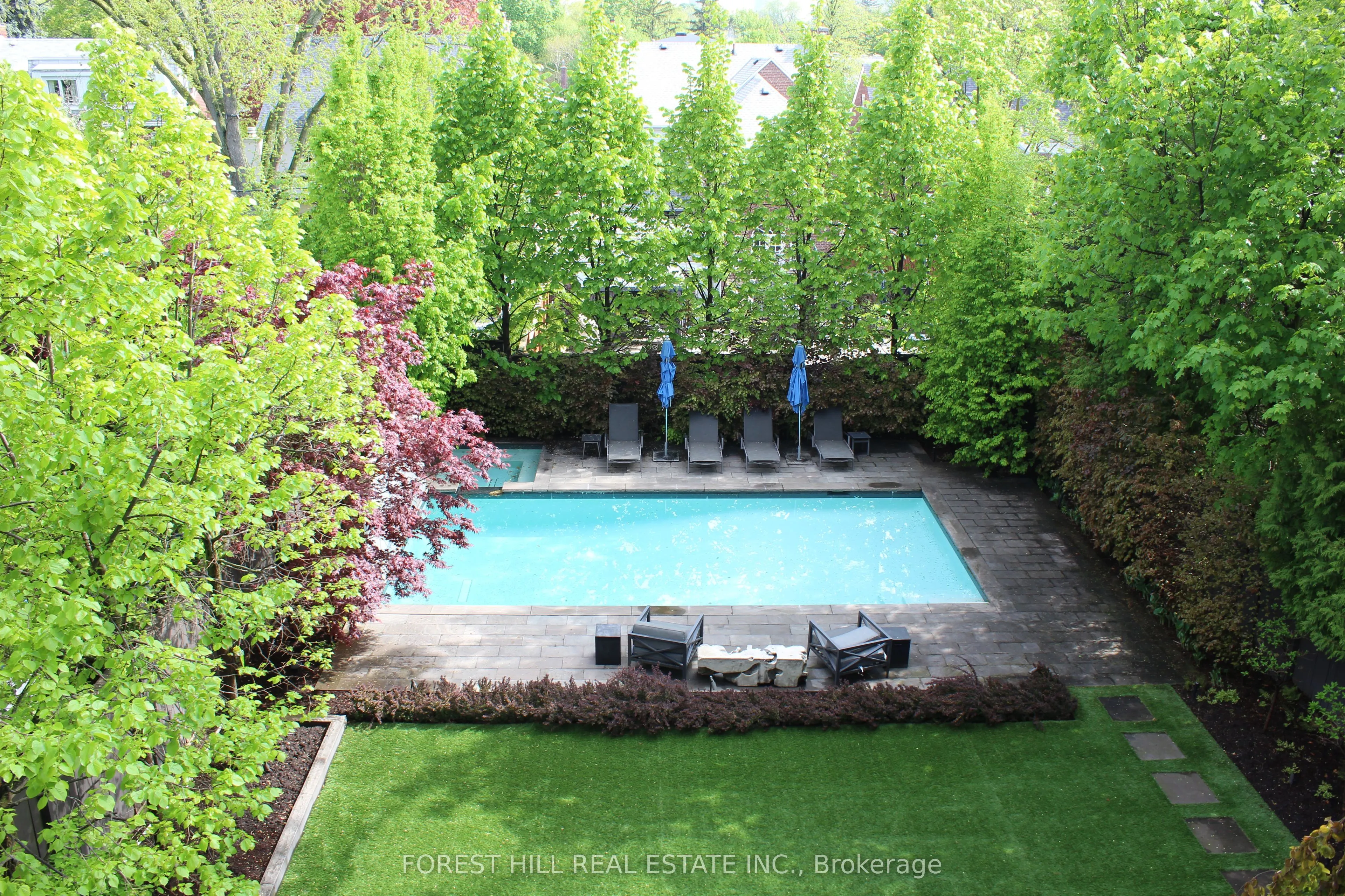 221 Dunvegan Road