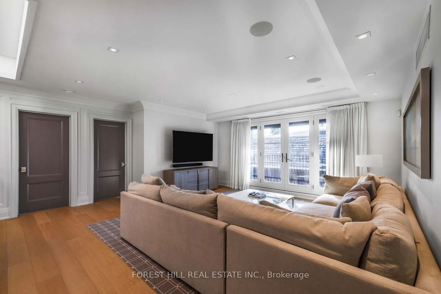 221 Dunvegan Road