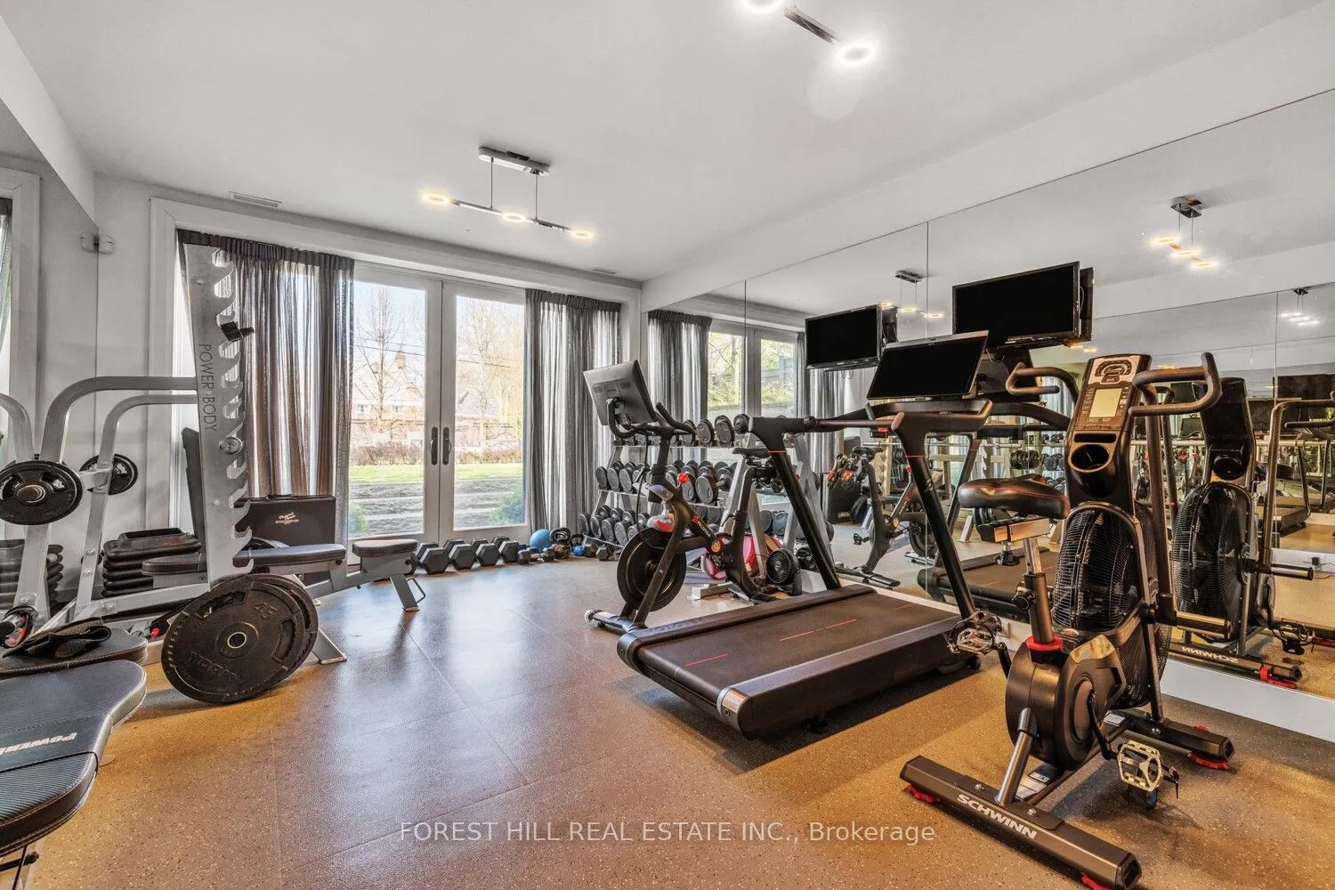 221 Dunvegan Road