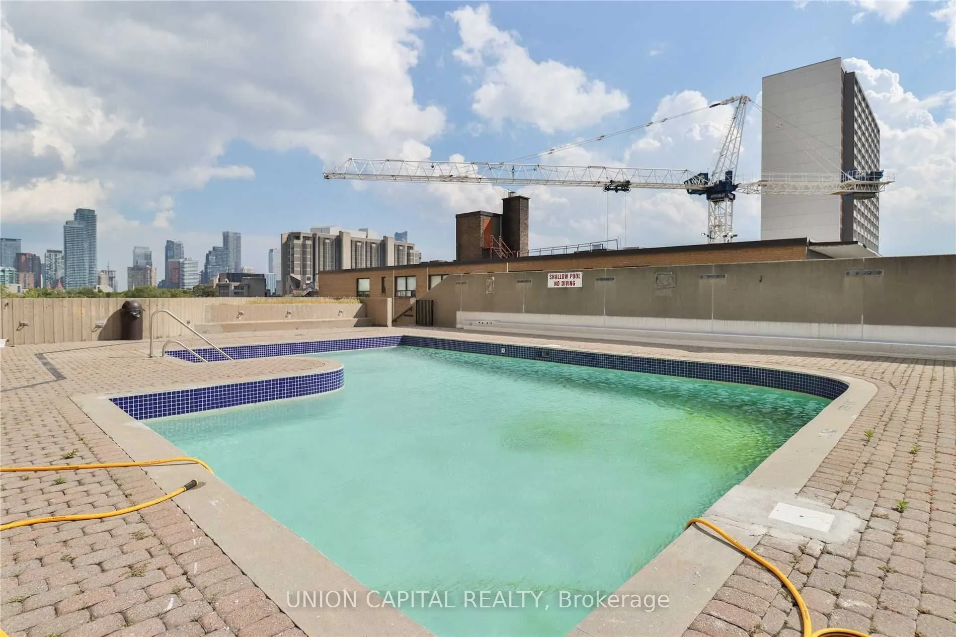 720 Spadina Avenue, #1011