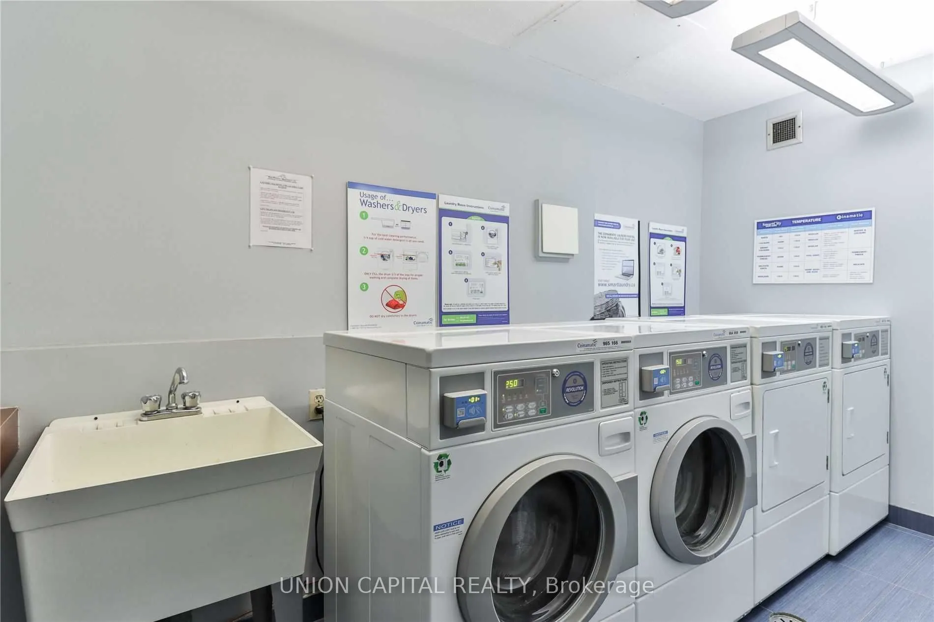 720 Spadina Avenue, #1011