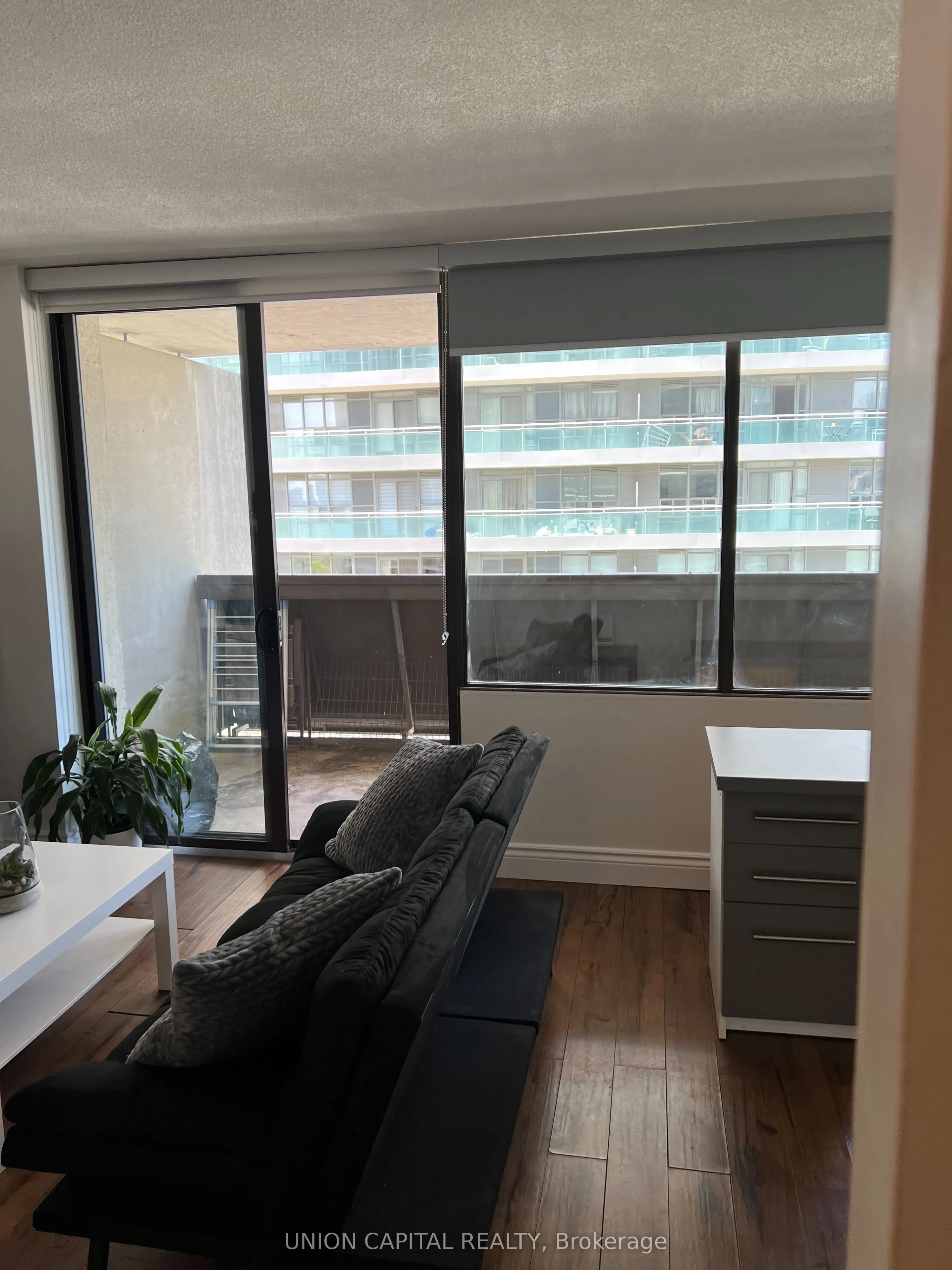 720 Spadina Avenue, #1011
