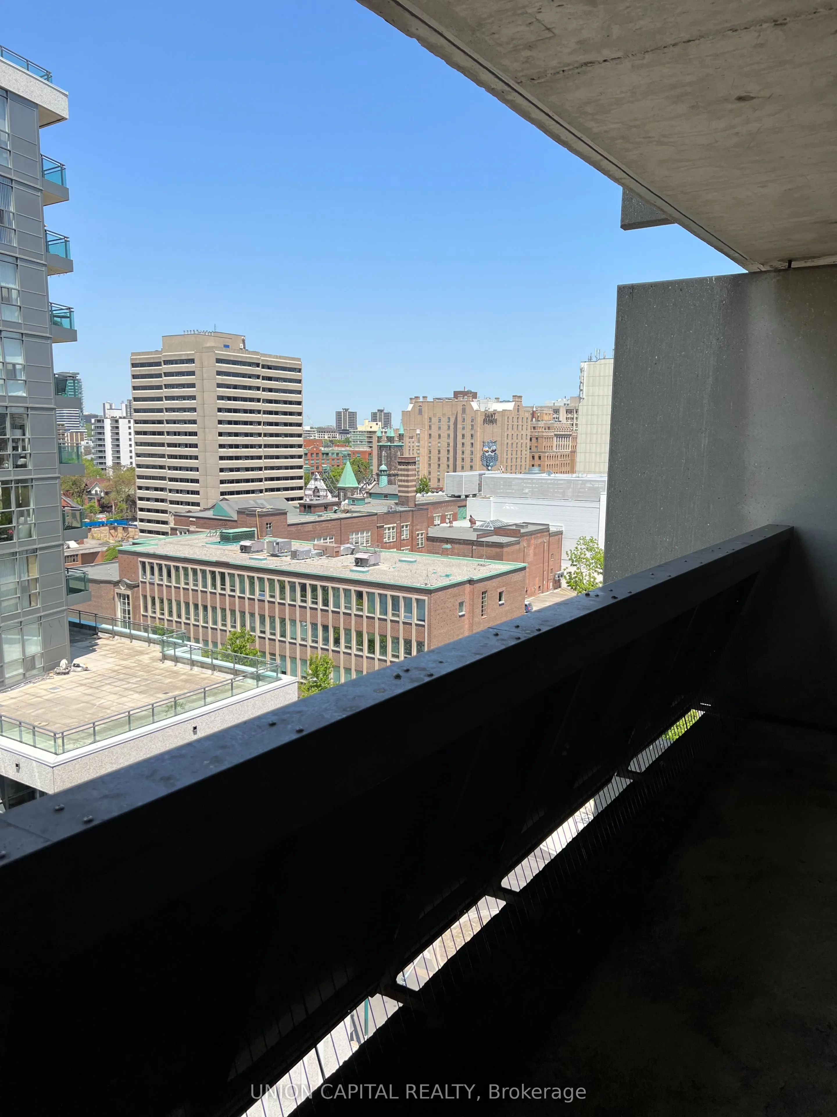 720 Spadina Avenue, #1011