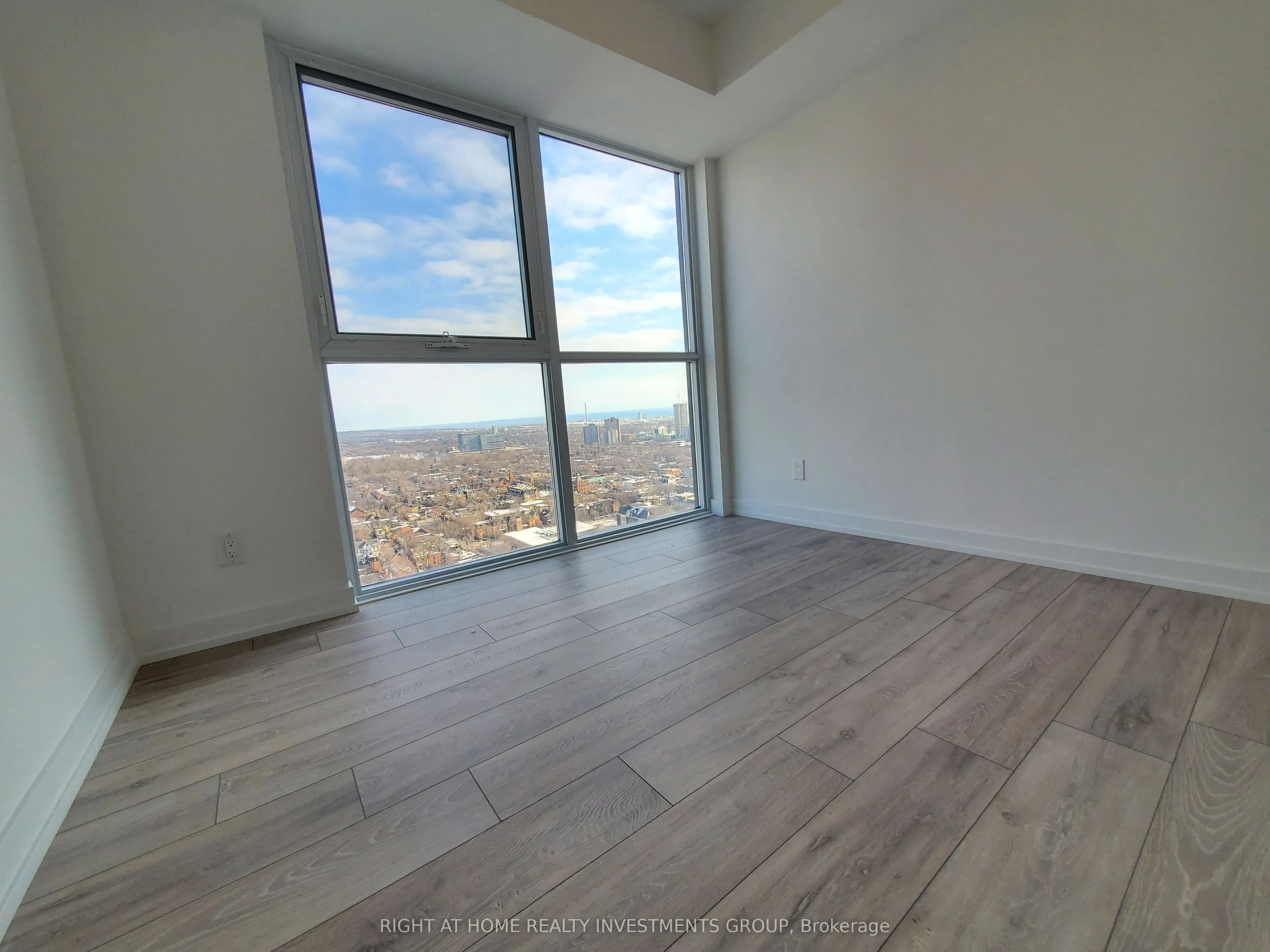 159 Wellesley Street E #2603