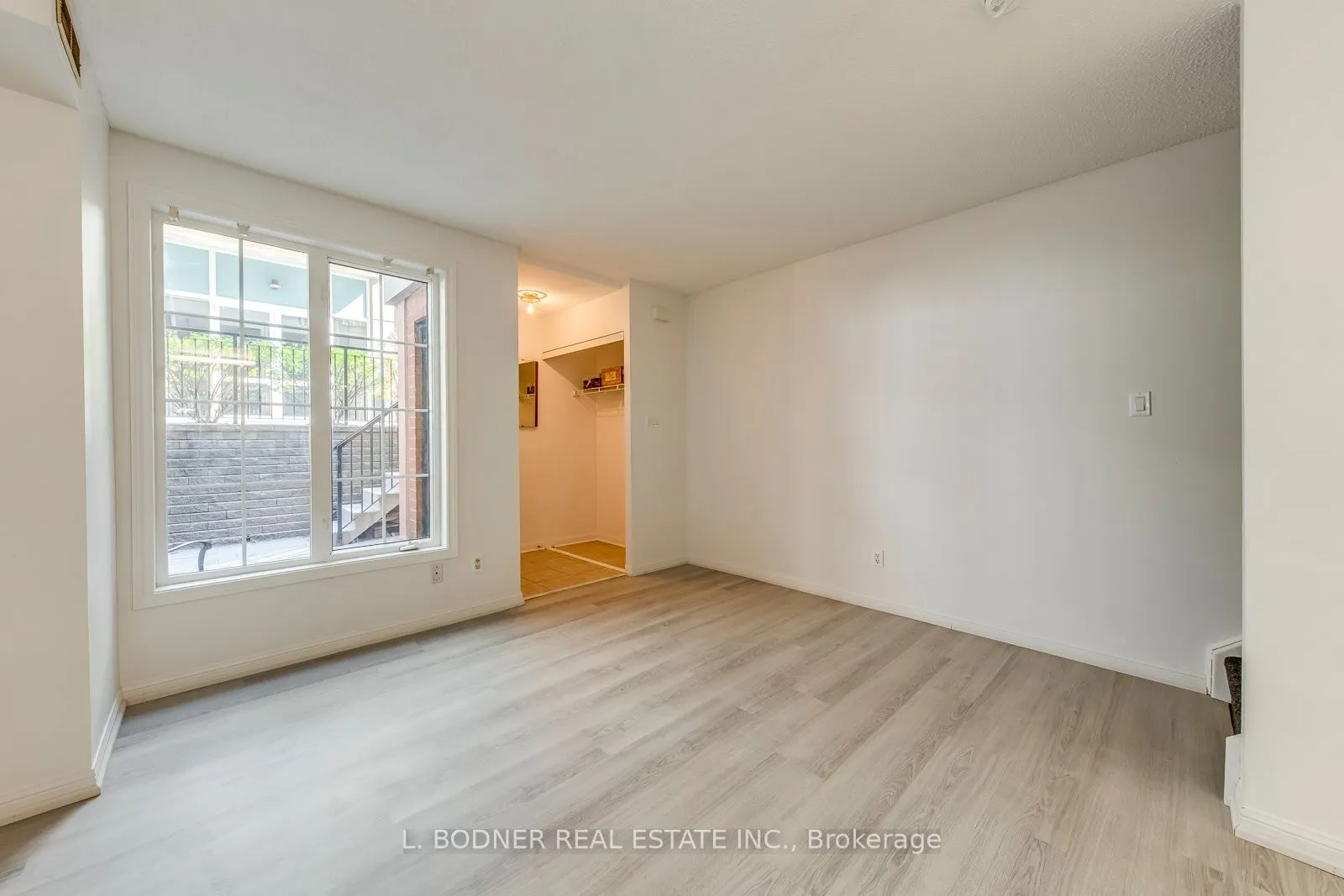 70 Douro Street, #116