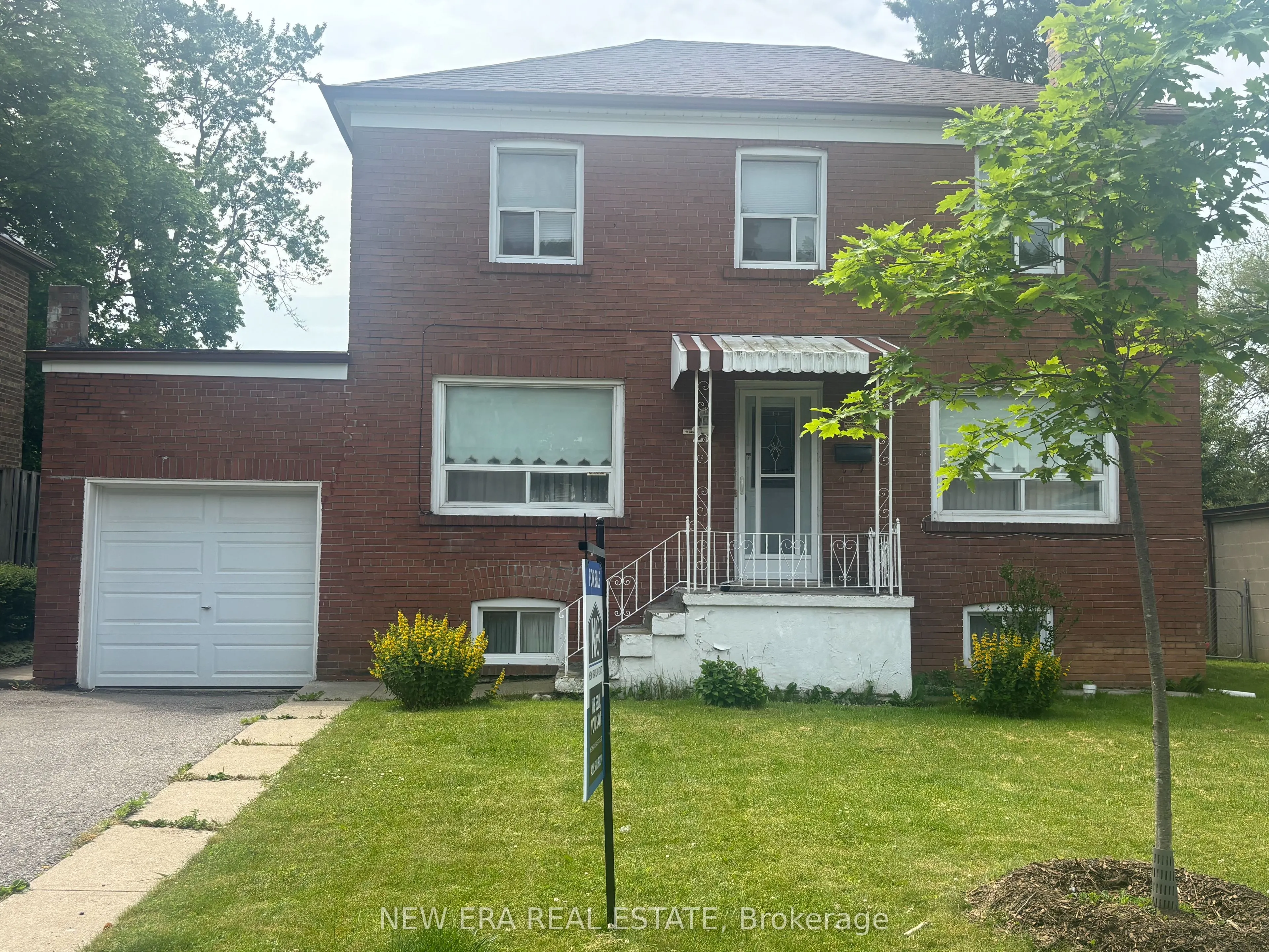 27 Dell Park Avenue
