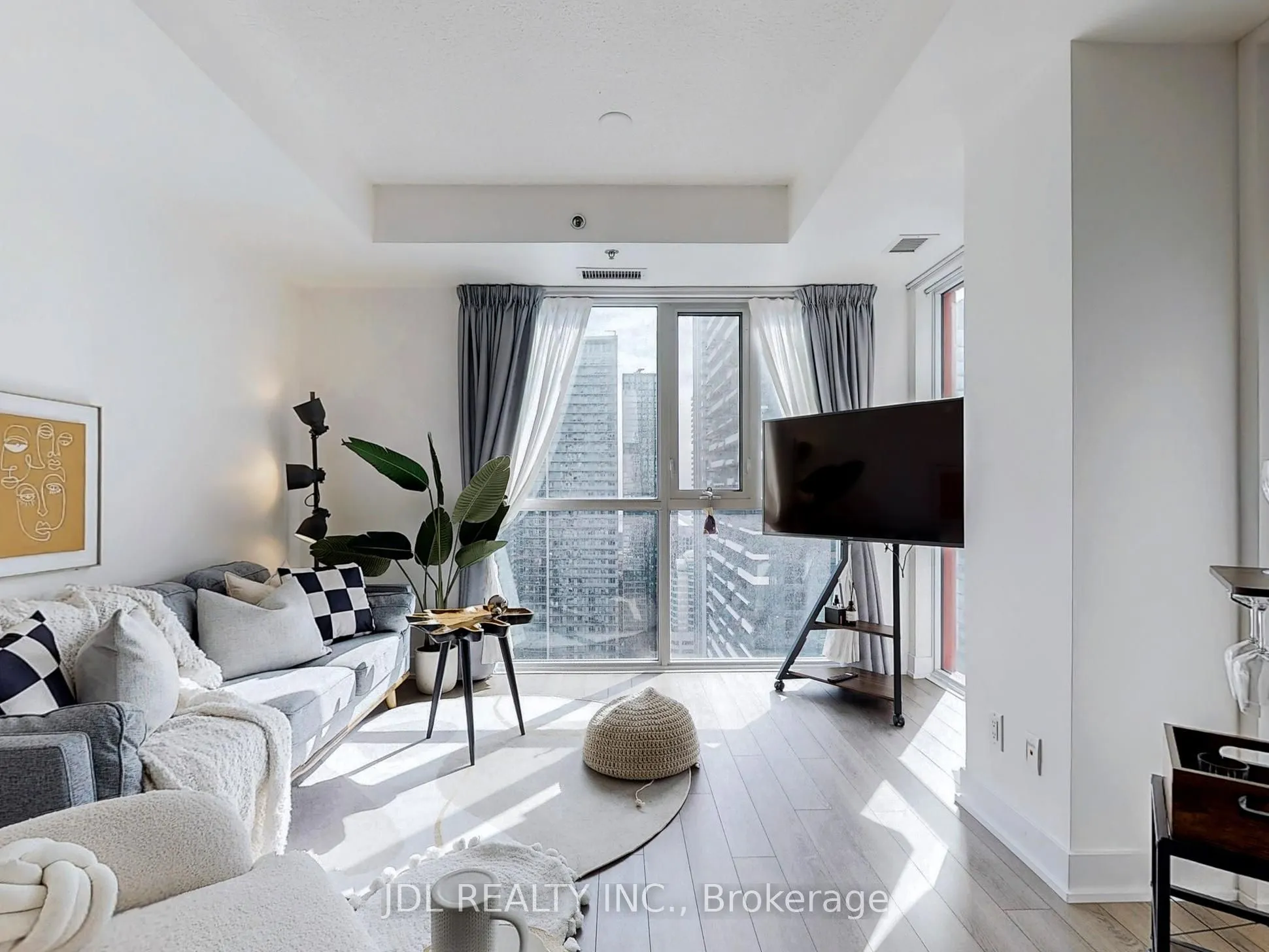 318 Richmond Street W, #3107
