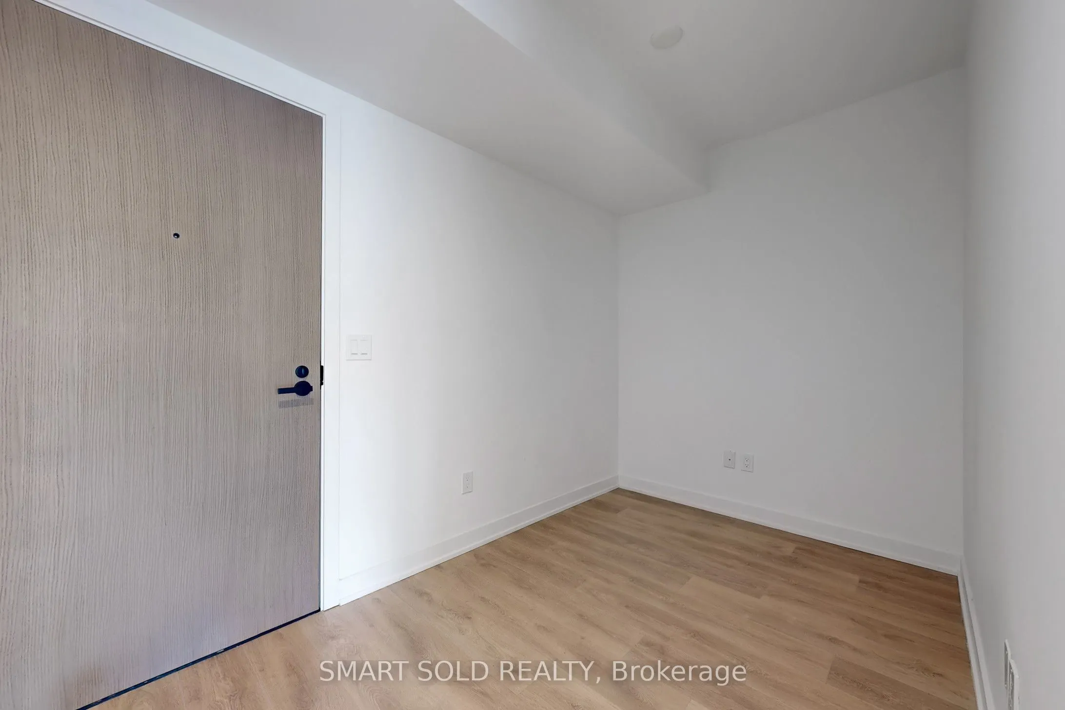 8 Tippett Road, #628
