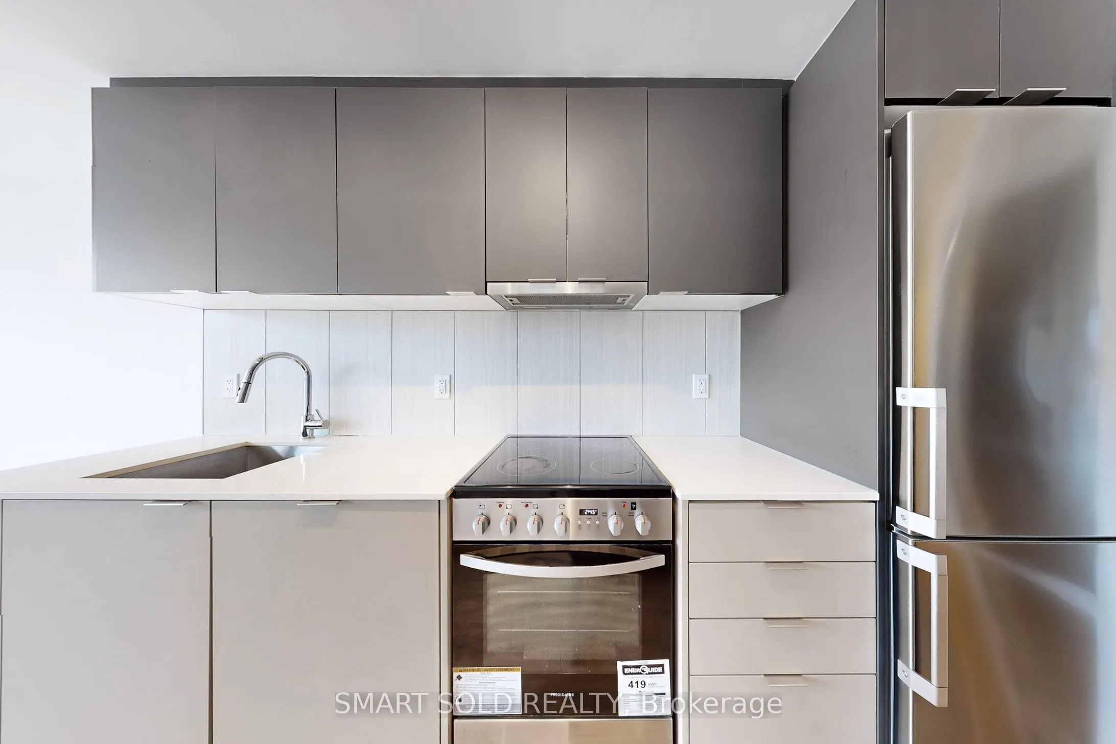 8 Tippett Road, #628