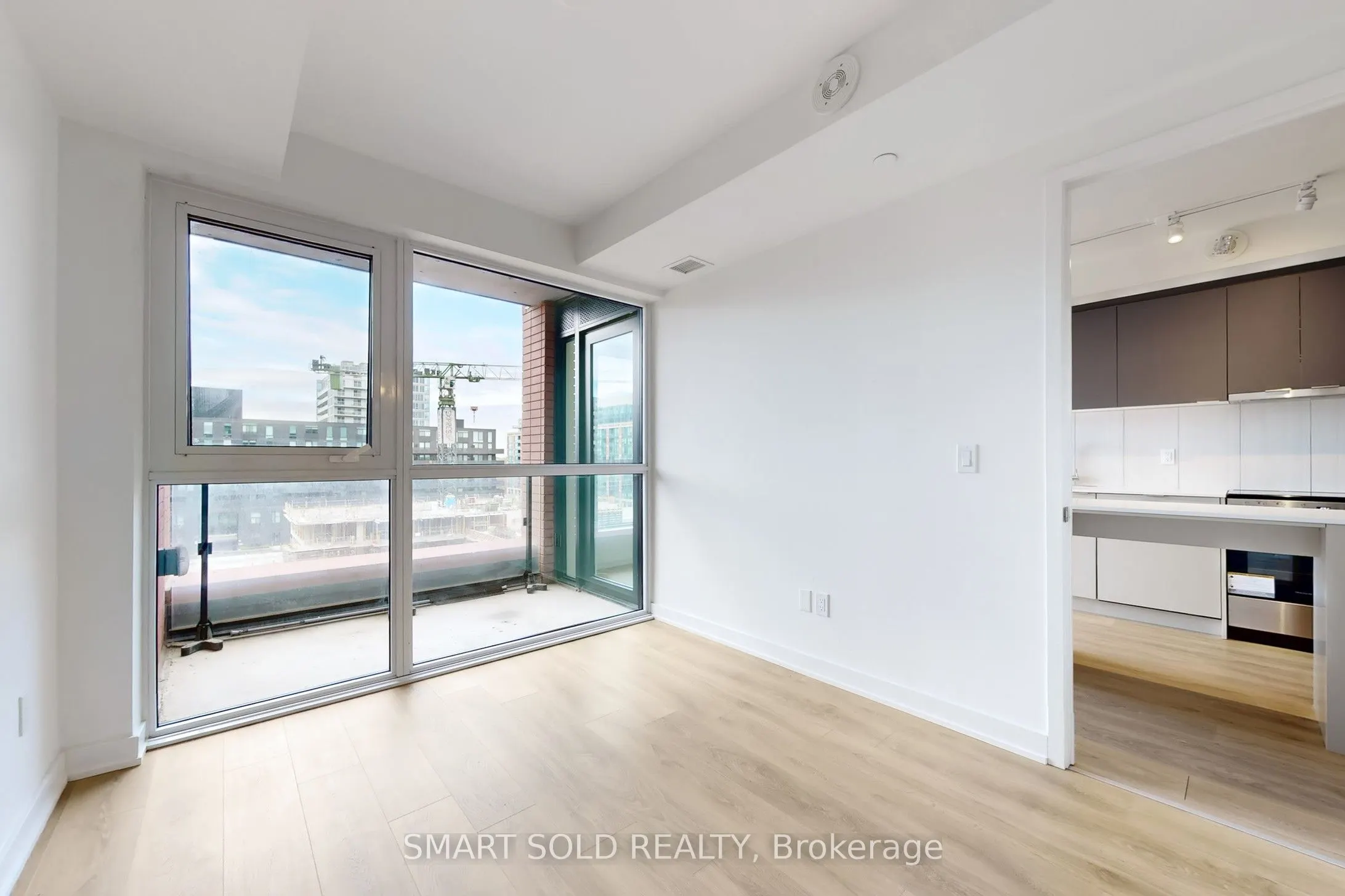 8 Tippett Road, #628