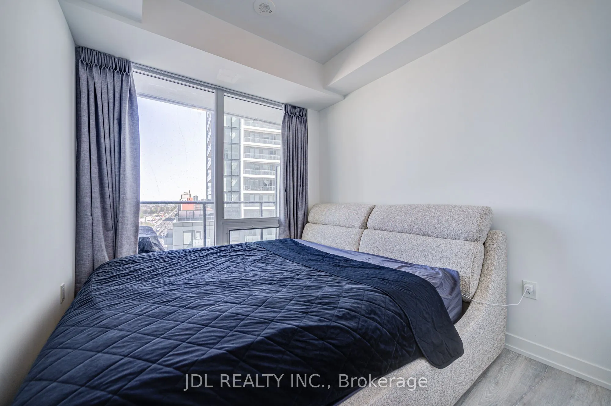 8 Olympic Garden Drive, #1309