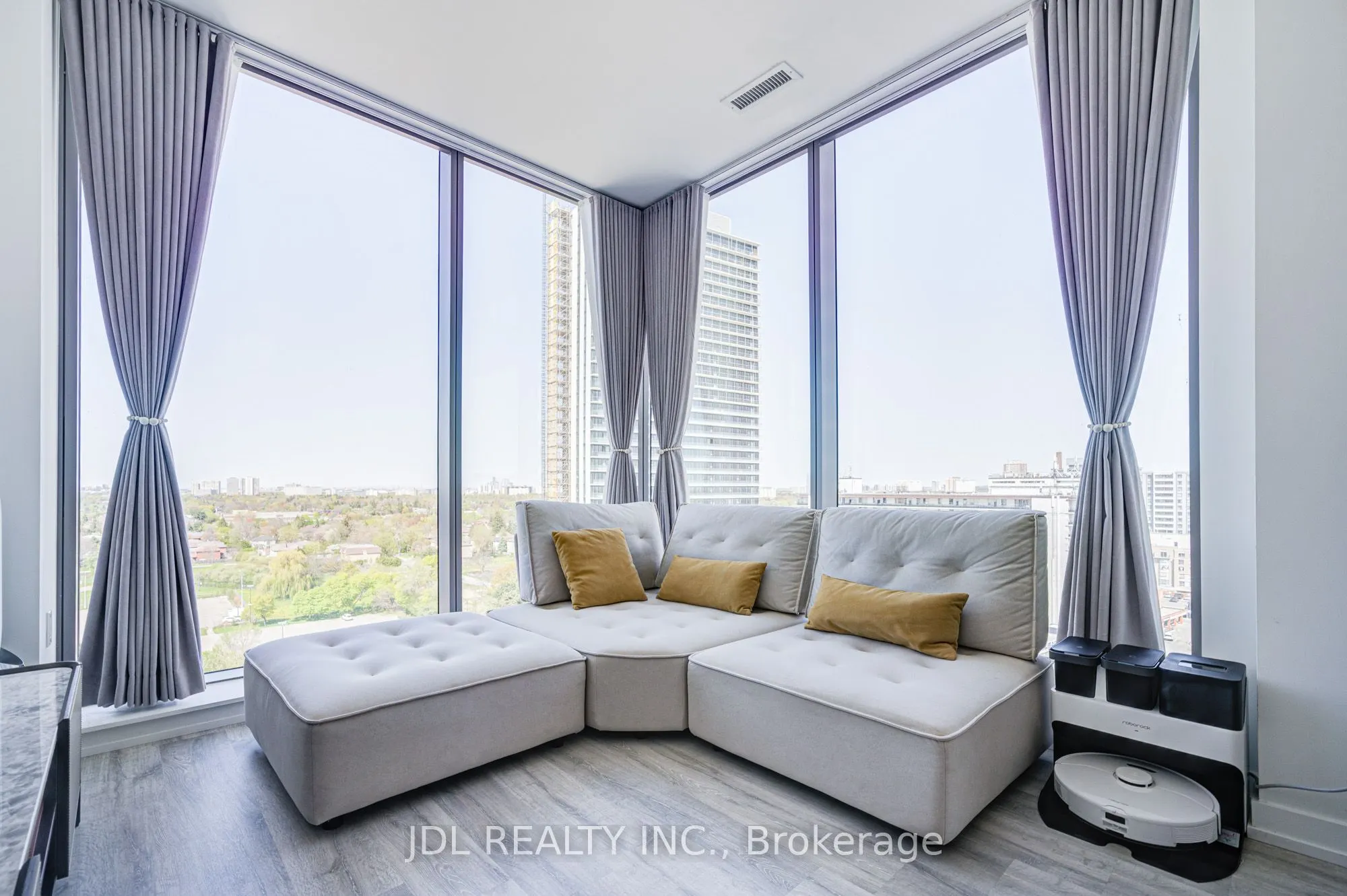 8 Olympic Garden Drive, #1309
