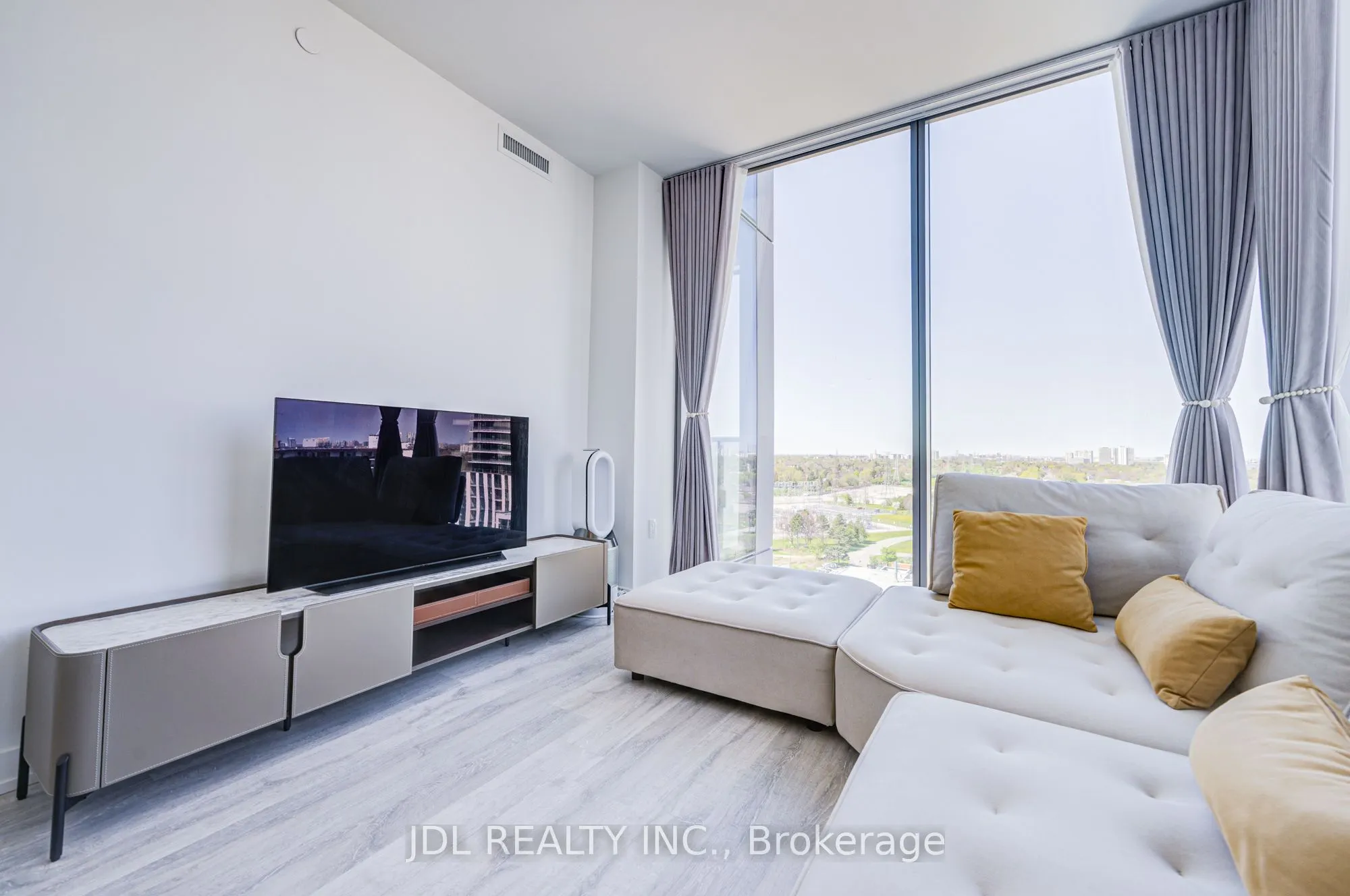 8 Olympic Garden Drive, #1309