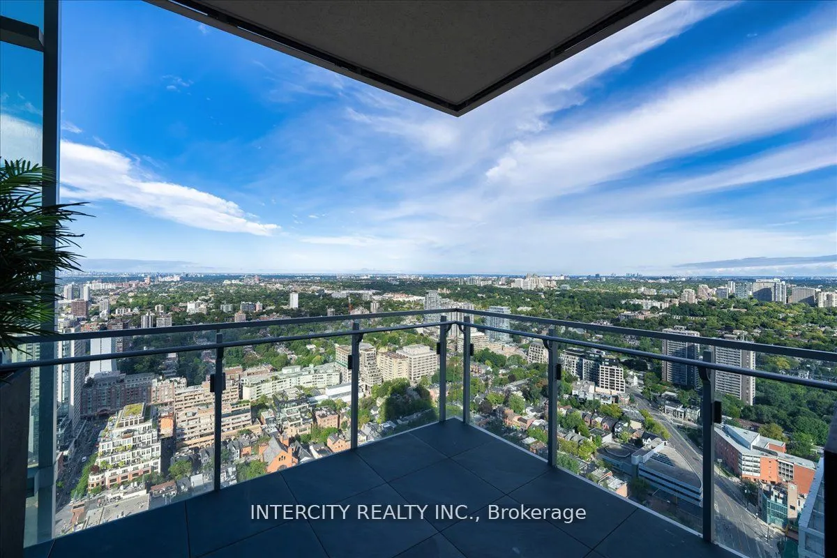 50 Yorkville Avenue #4001