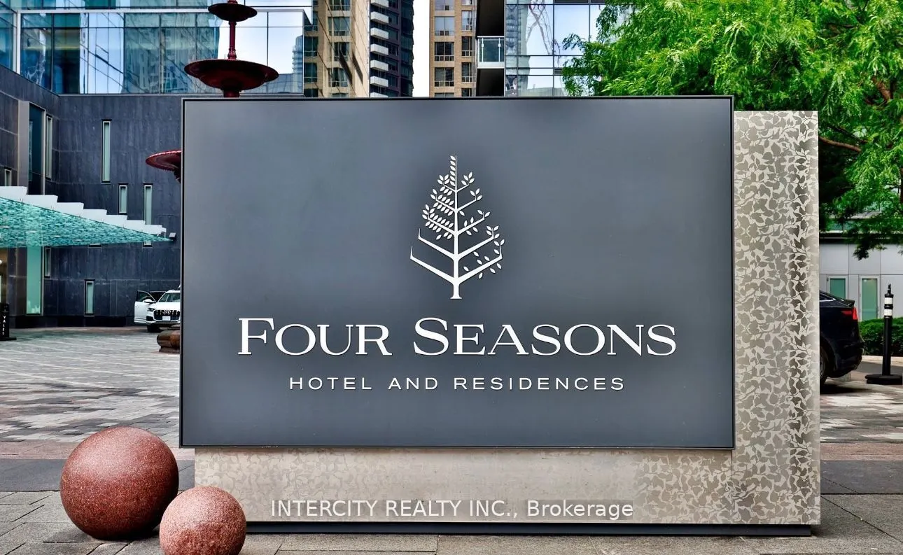 50 Yorkville Avenue #4001
