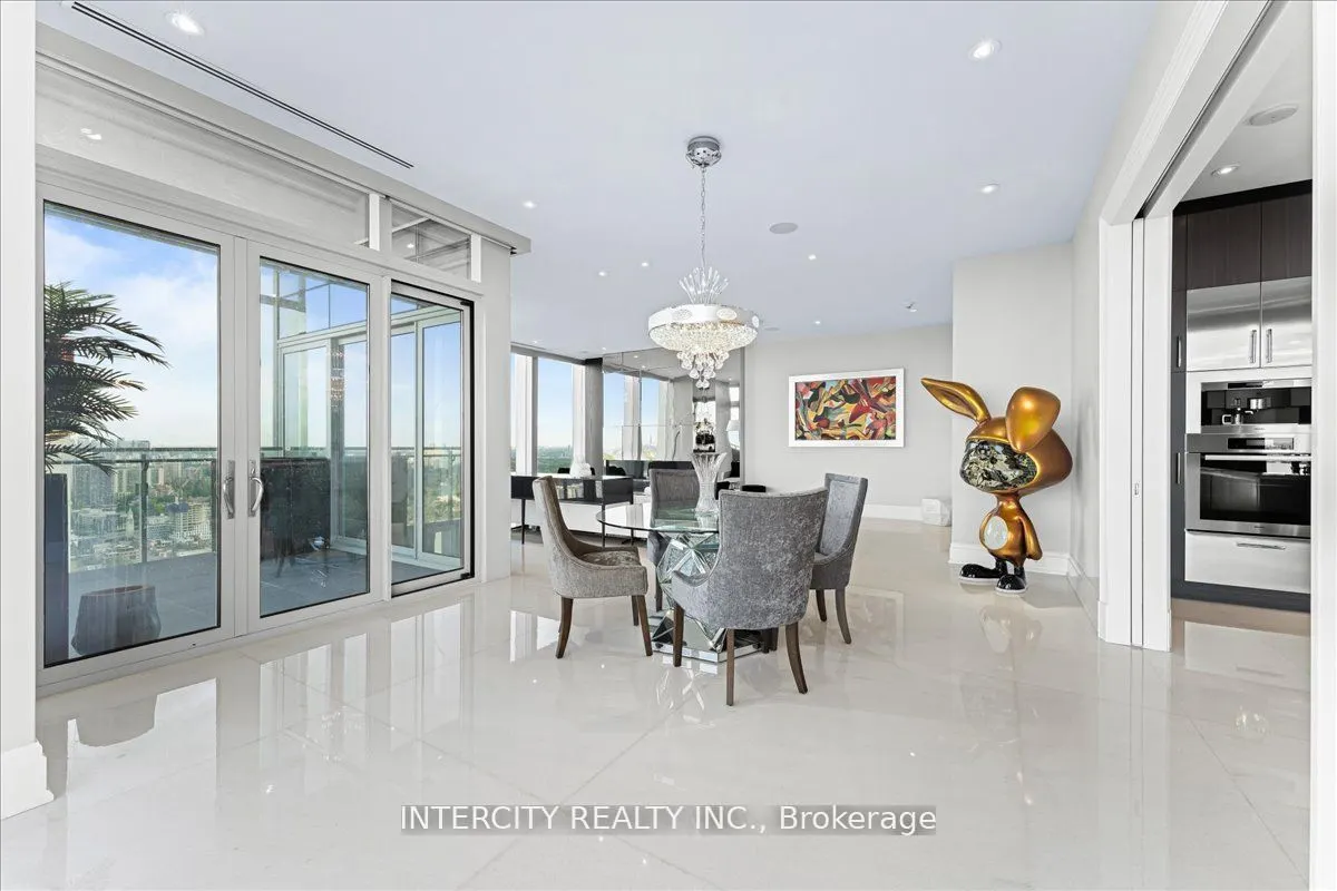50 Yorkville Avenue #4001