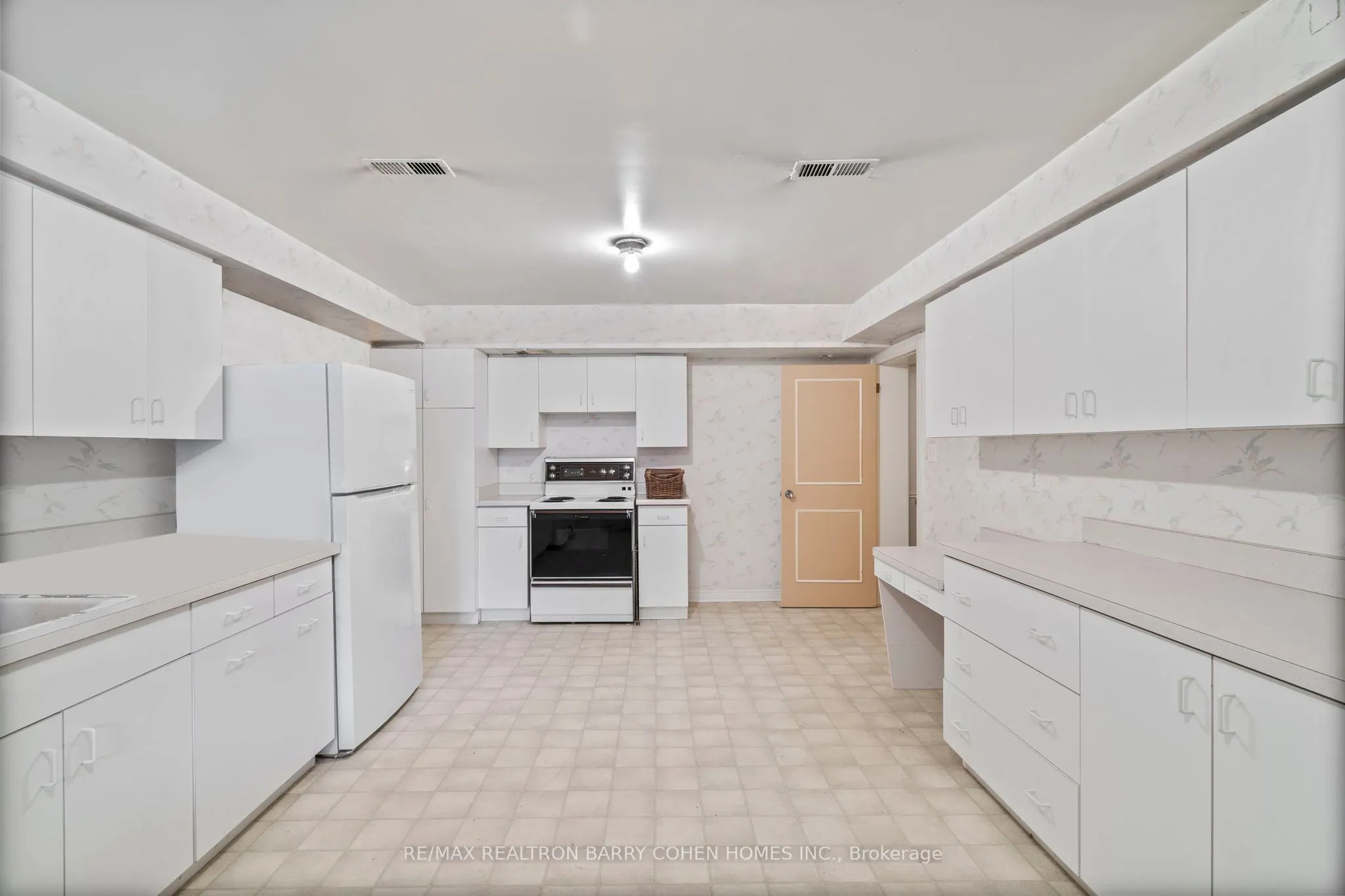16 Wilket Road