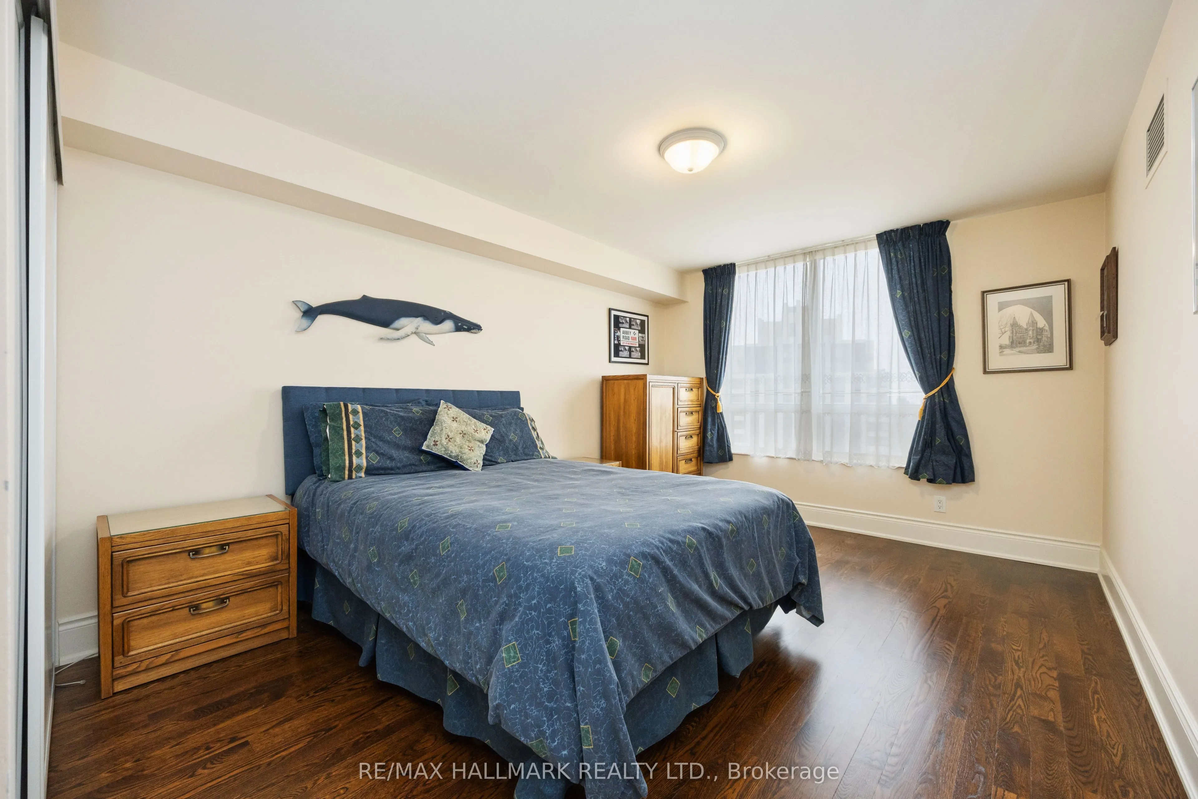 80 Harrison Garden Boulevard #1821