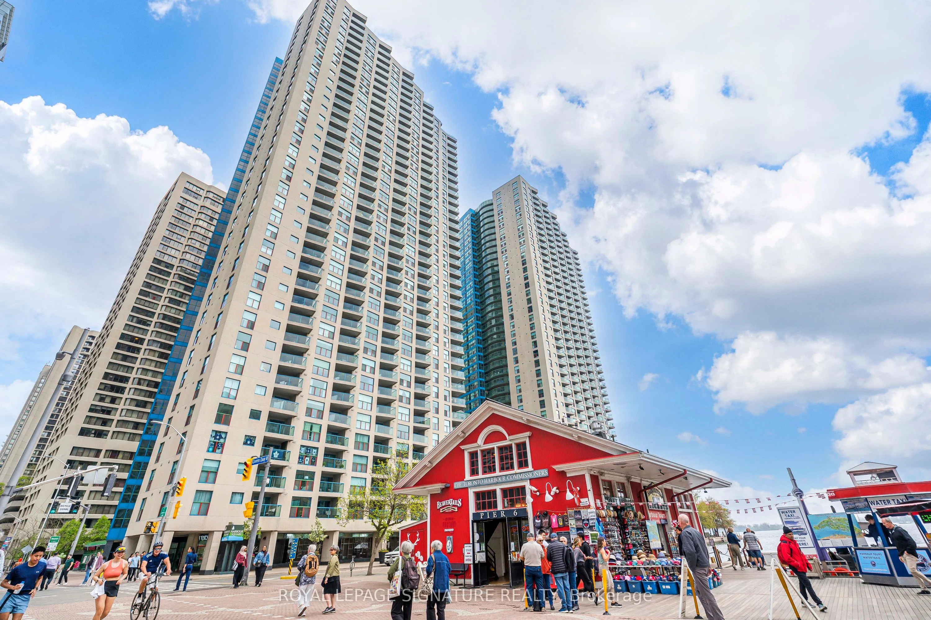 99 Harbour Square, #1812