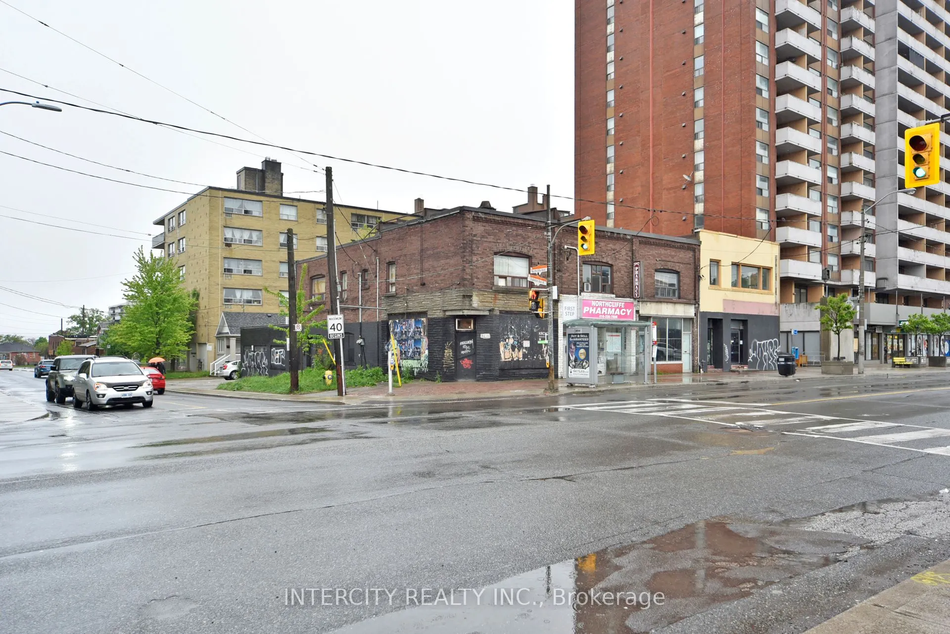 1747 - 1757 Eglinton Avenue W