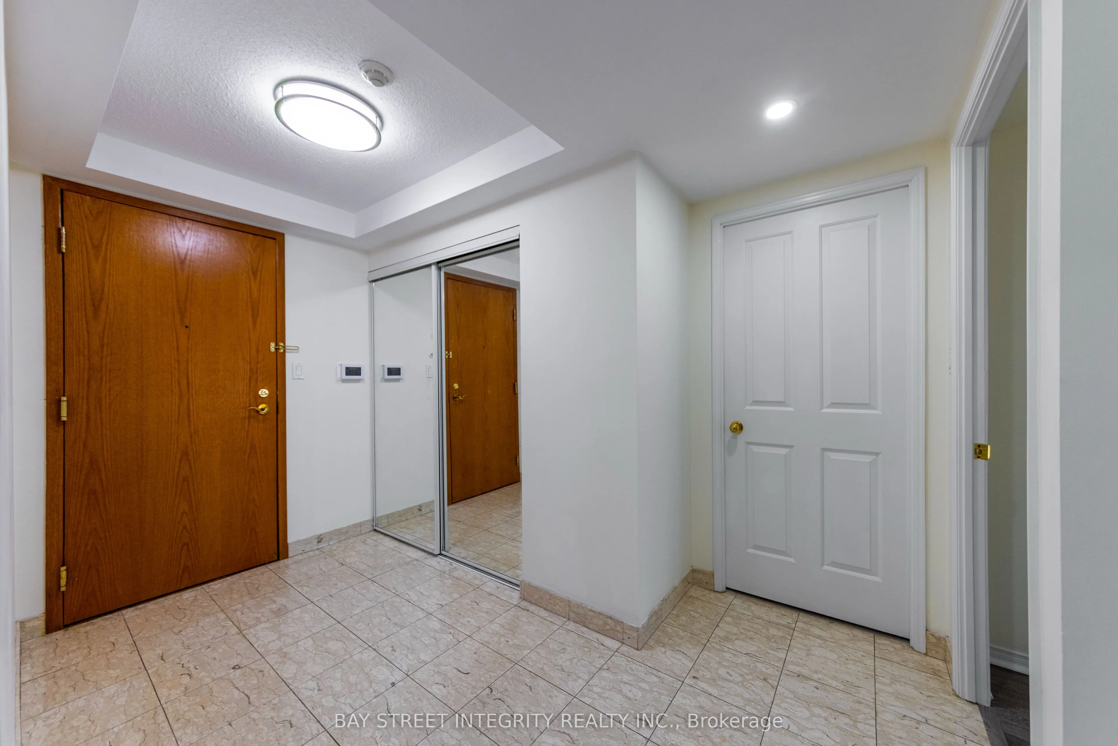 28 Hollywood Avenue, #1210