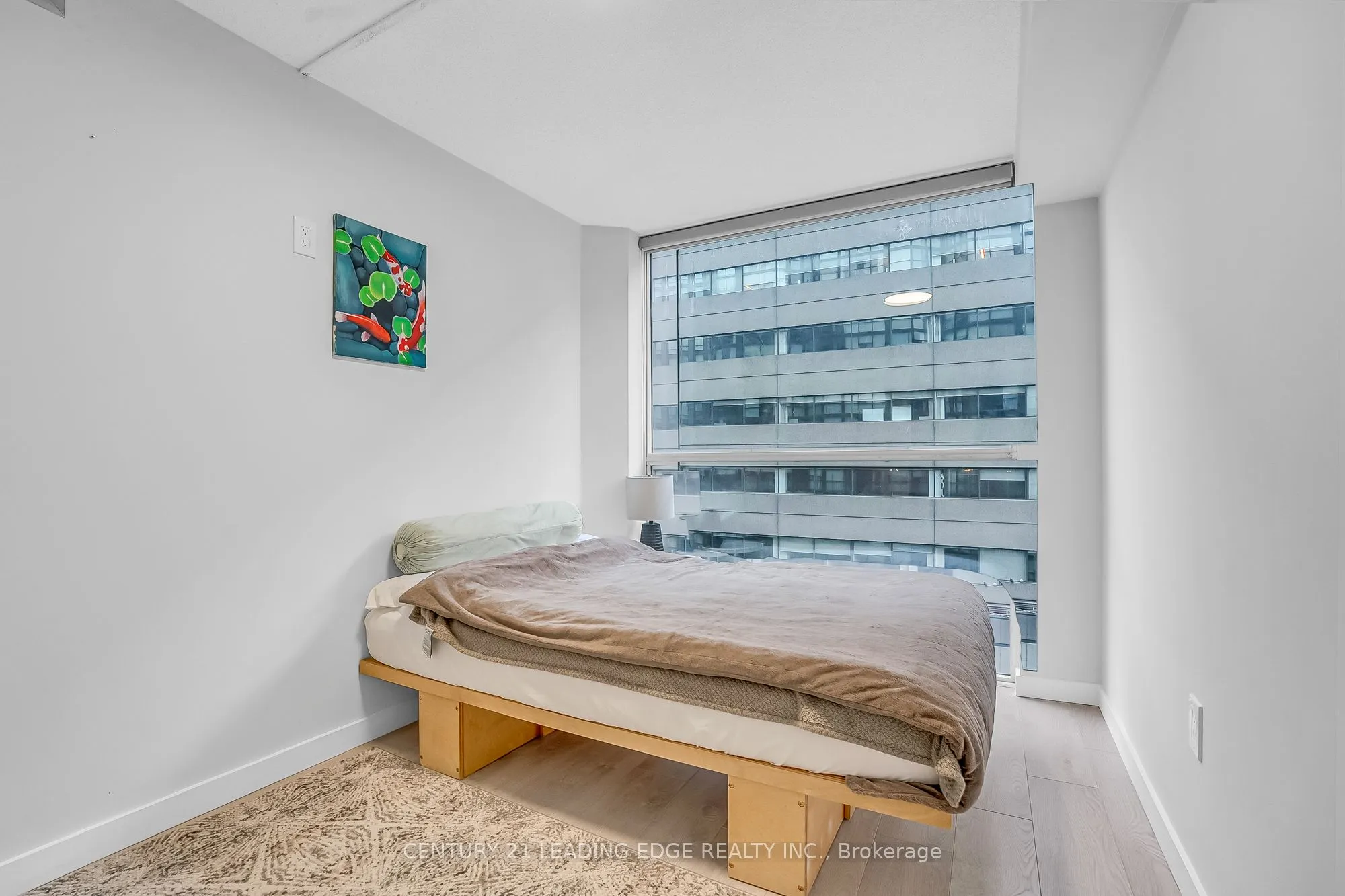 705 King Street W, #805