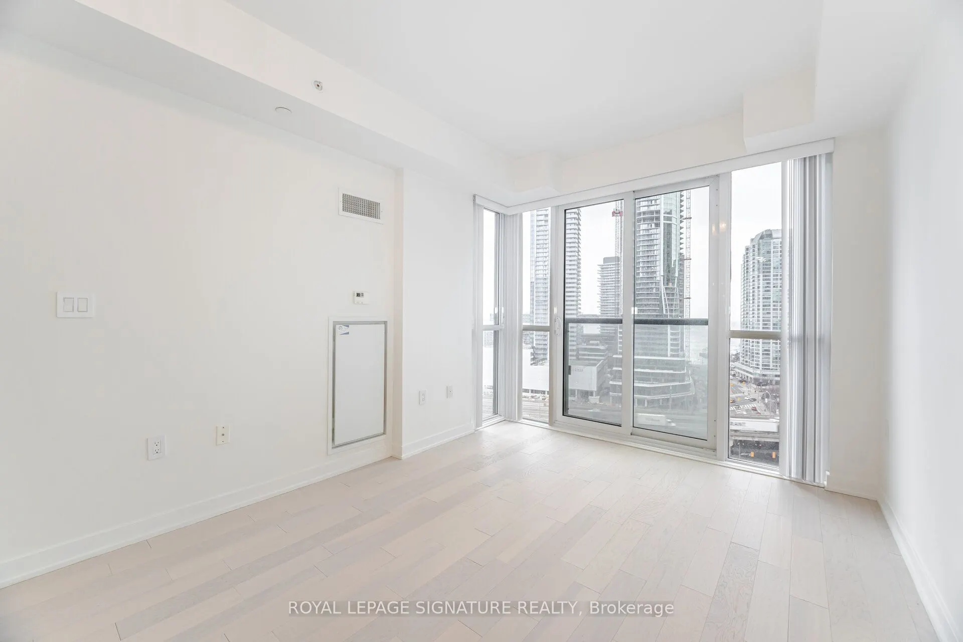 1 The Esplanade Drive, #1501