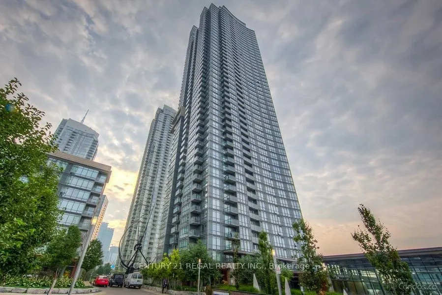11 Brunel Court, #3805