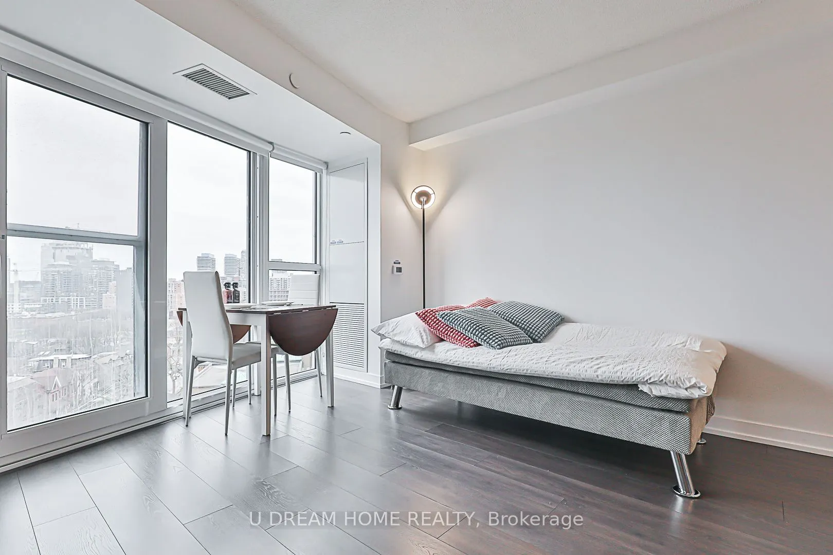 219 Dundas Street E, #1201