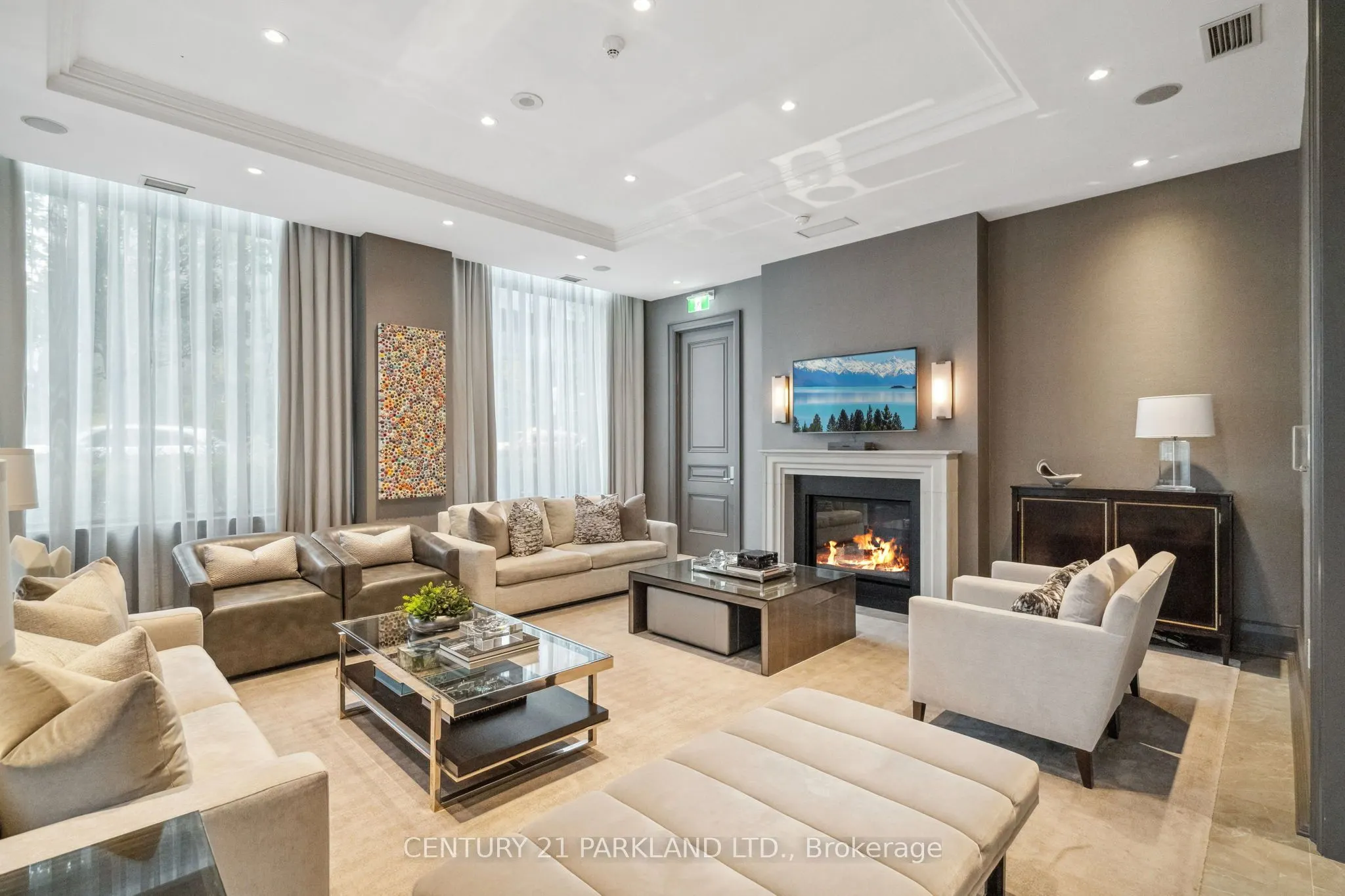 155 St Clair Avenue W, #409