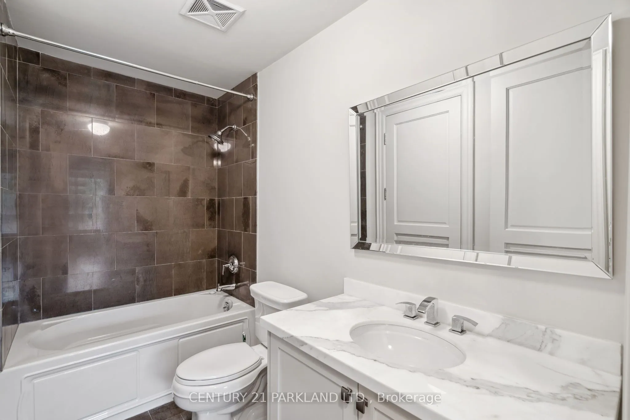 155 St Clair Avenue W, #409
