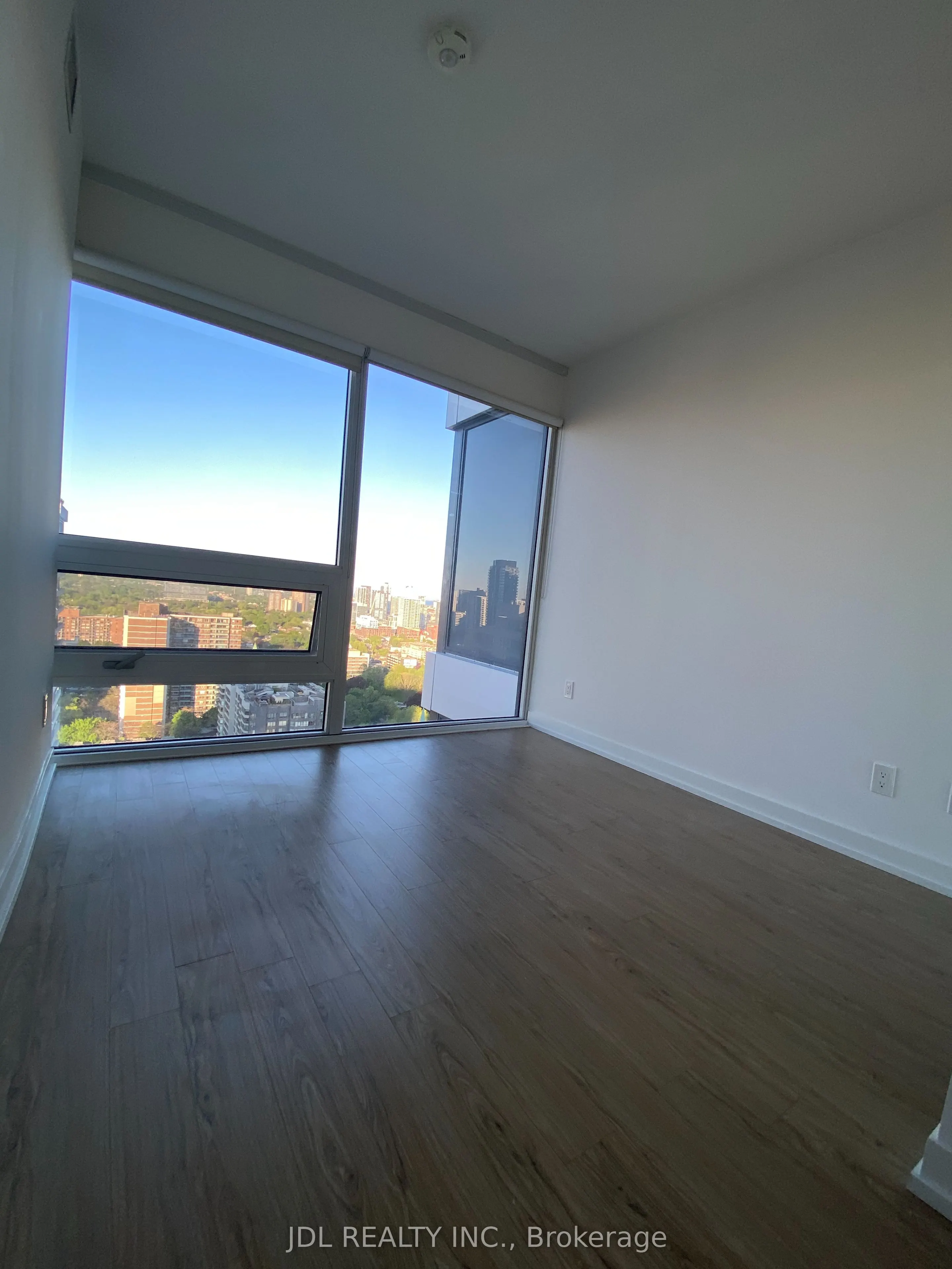 85 Wood Street E, #3315