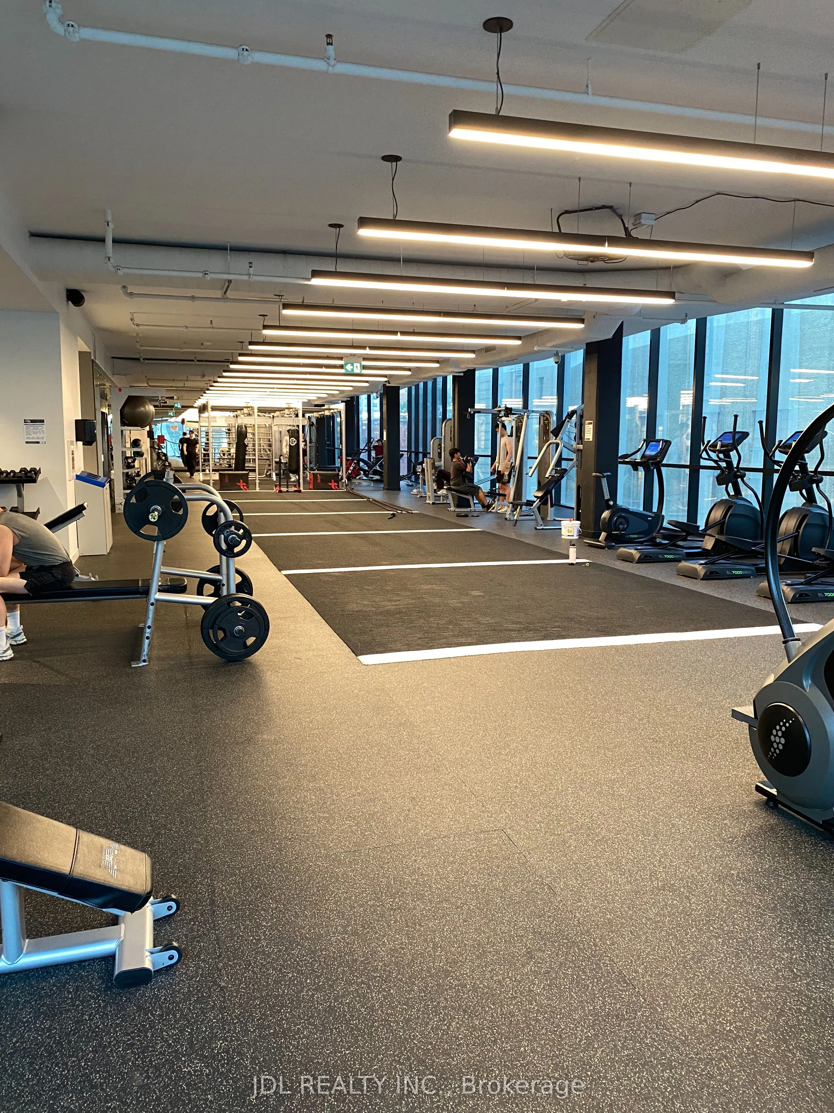85 Wood Street E, #3315
