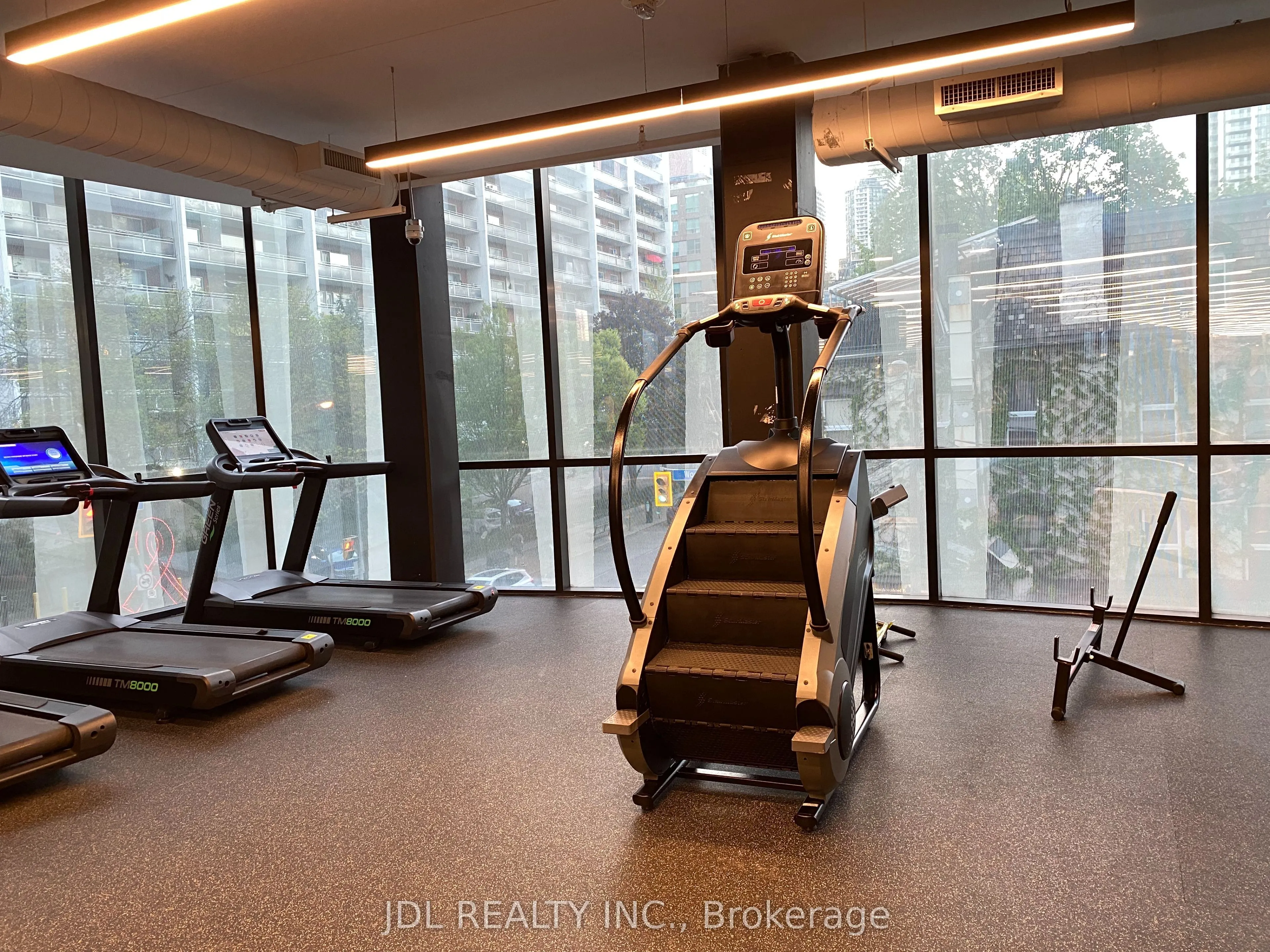 85 Wood Street E, #3315