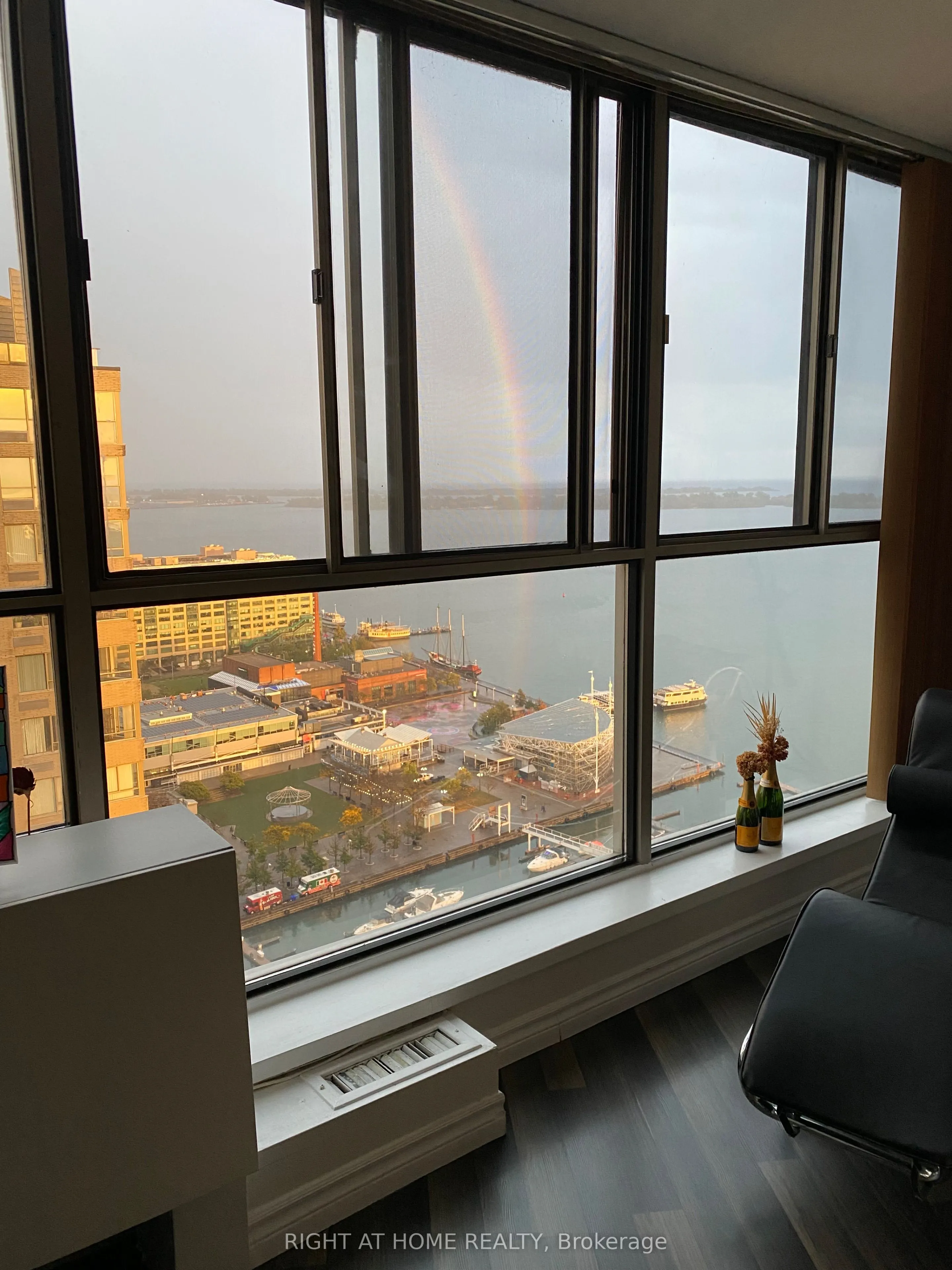 270 Queens Quay W, #3008