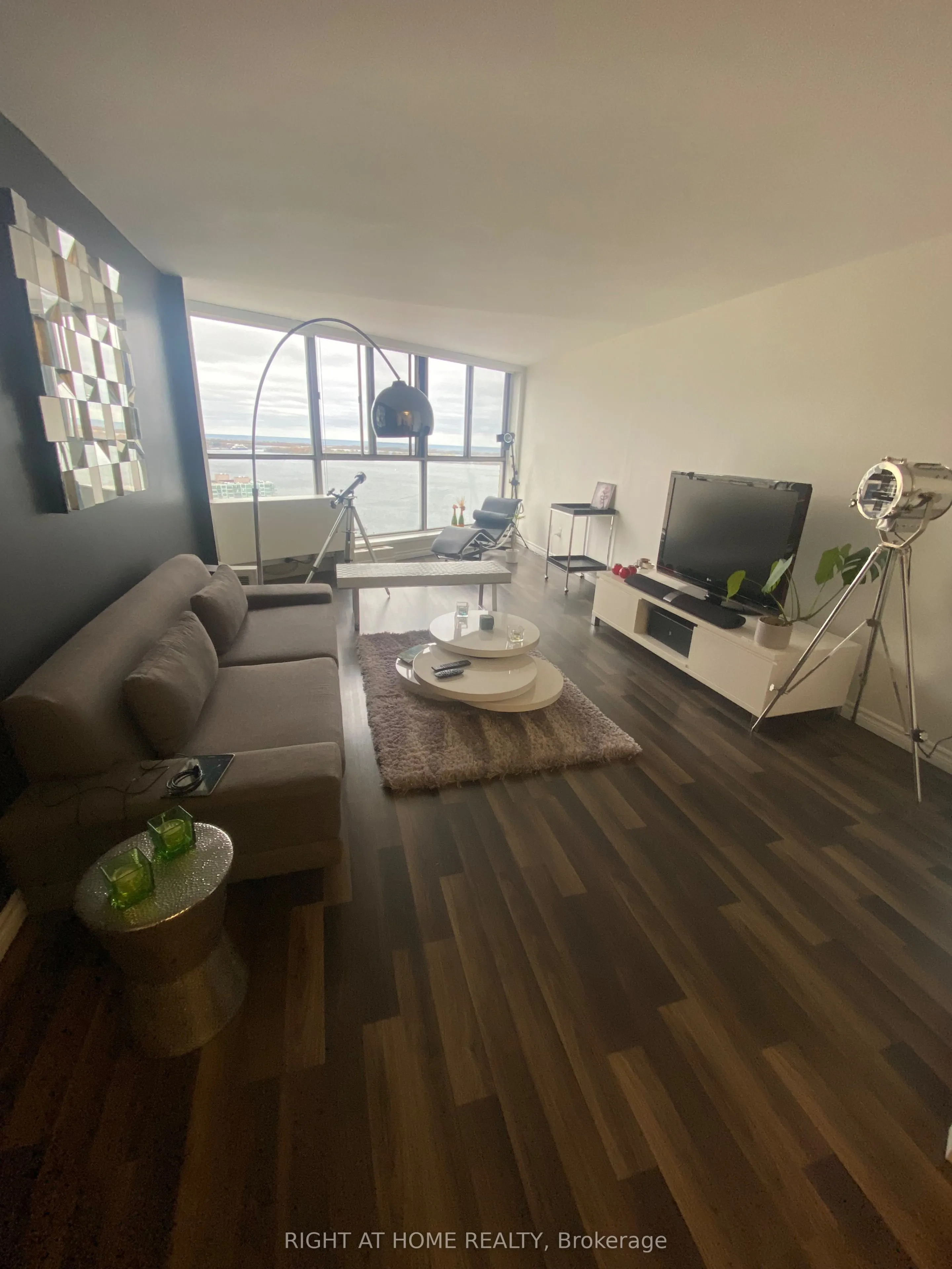 270 Queens Quay W, #3008