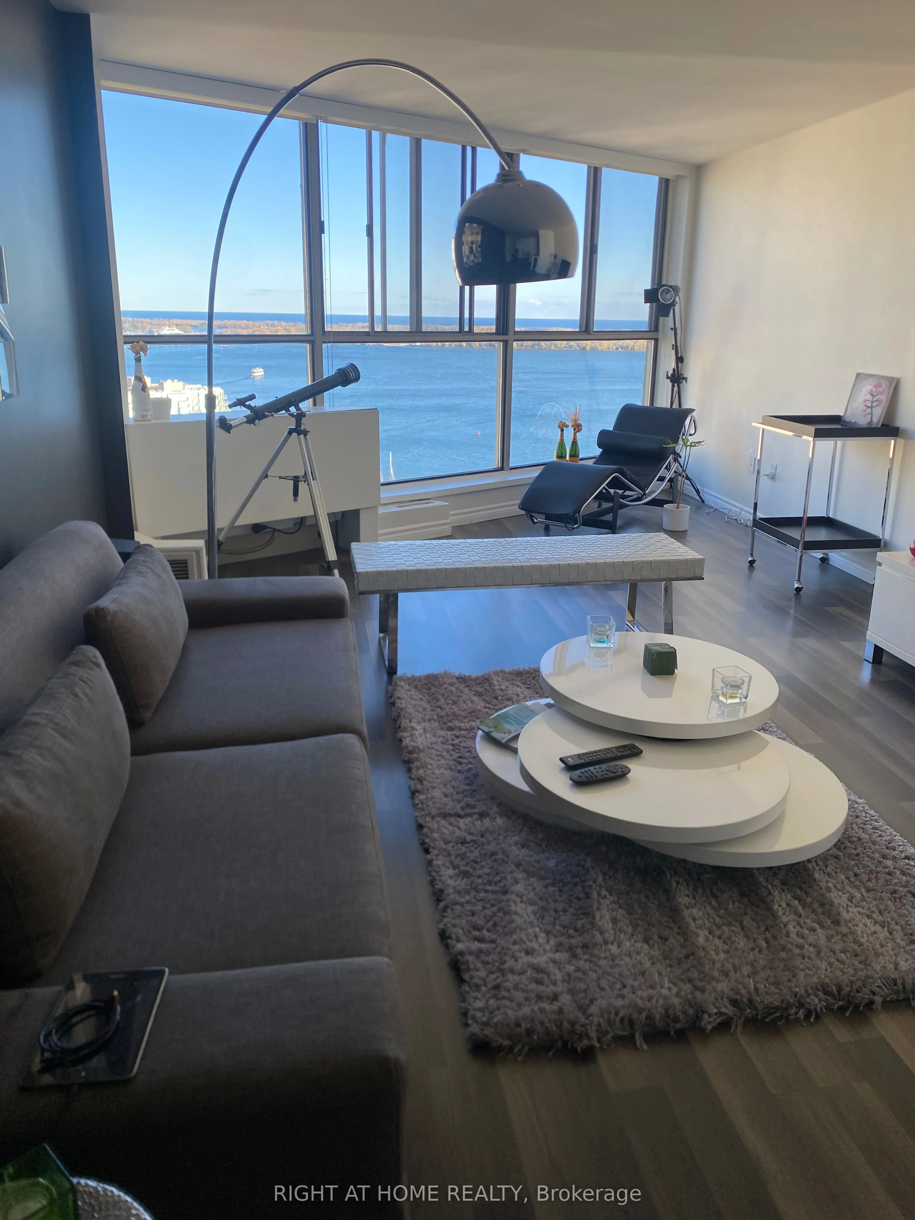 270 Queens Quay W, #3008
