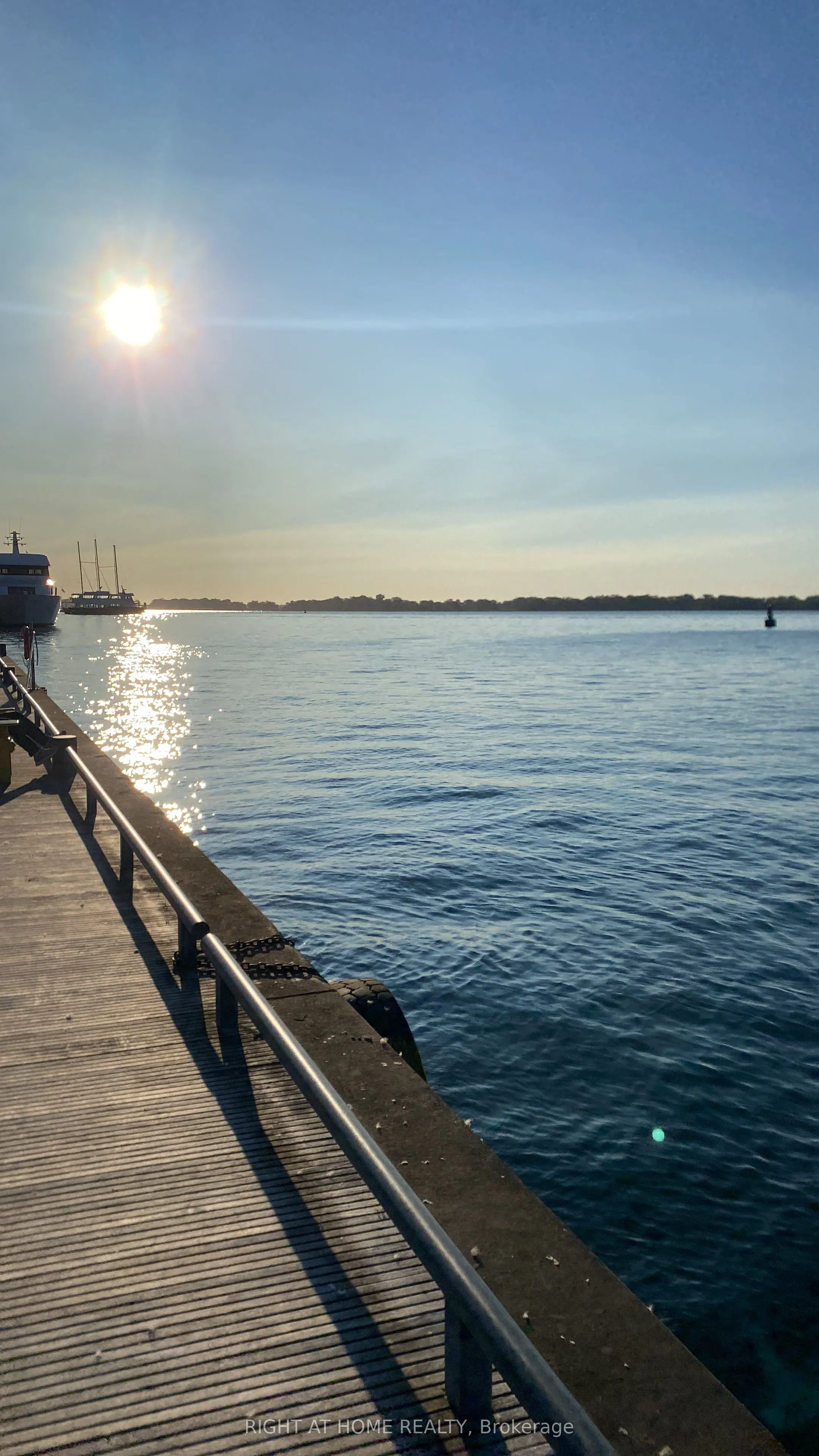 270 Queens Quay W, #3008