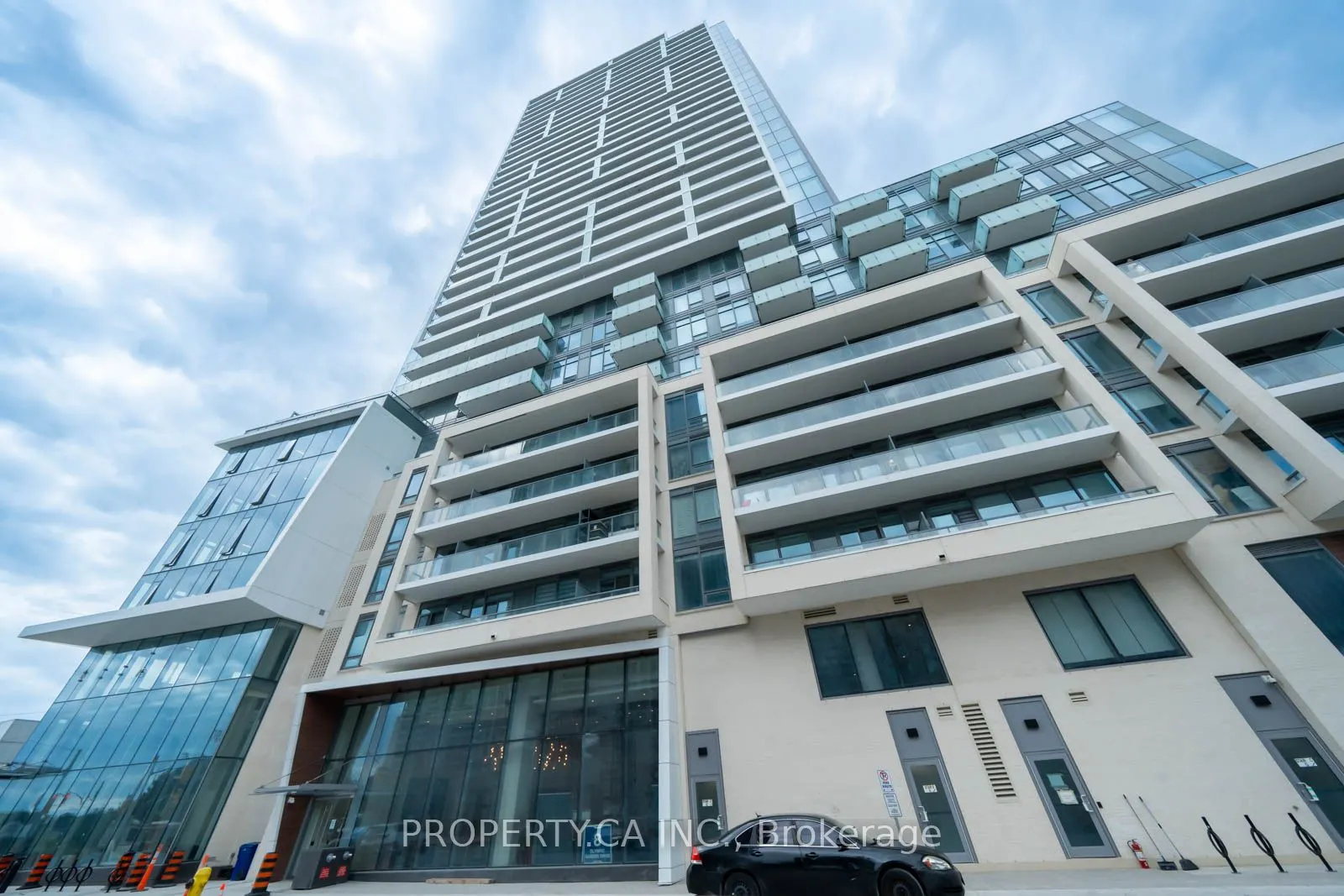 8 Olympic Garden Drive, #S1001