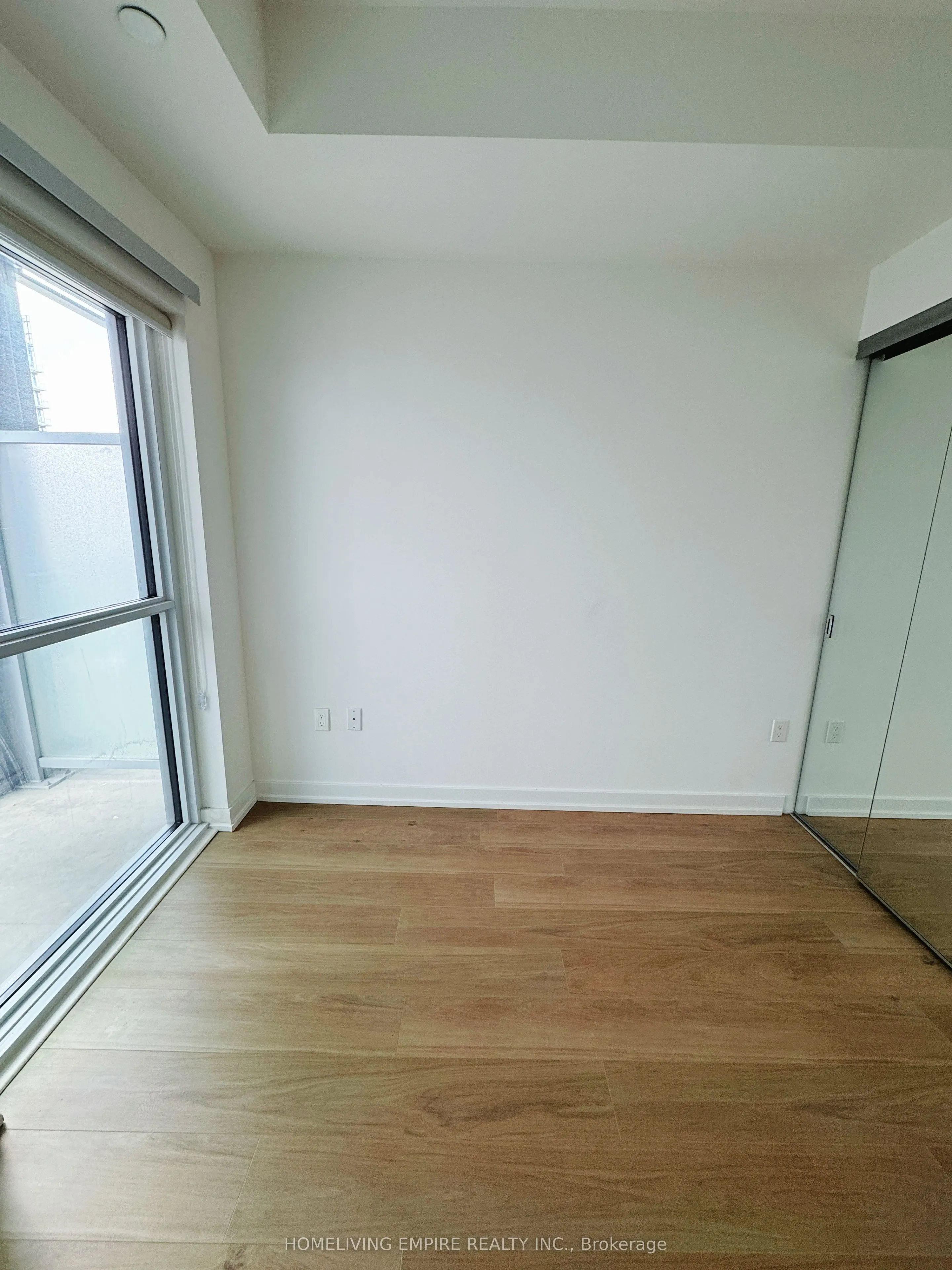 1 Yorkville Avenue, #1703