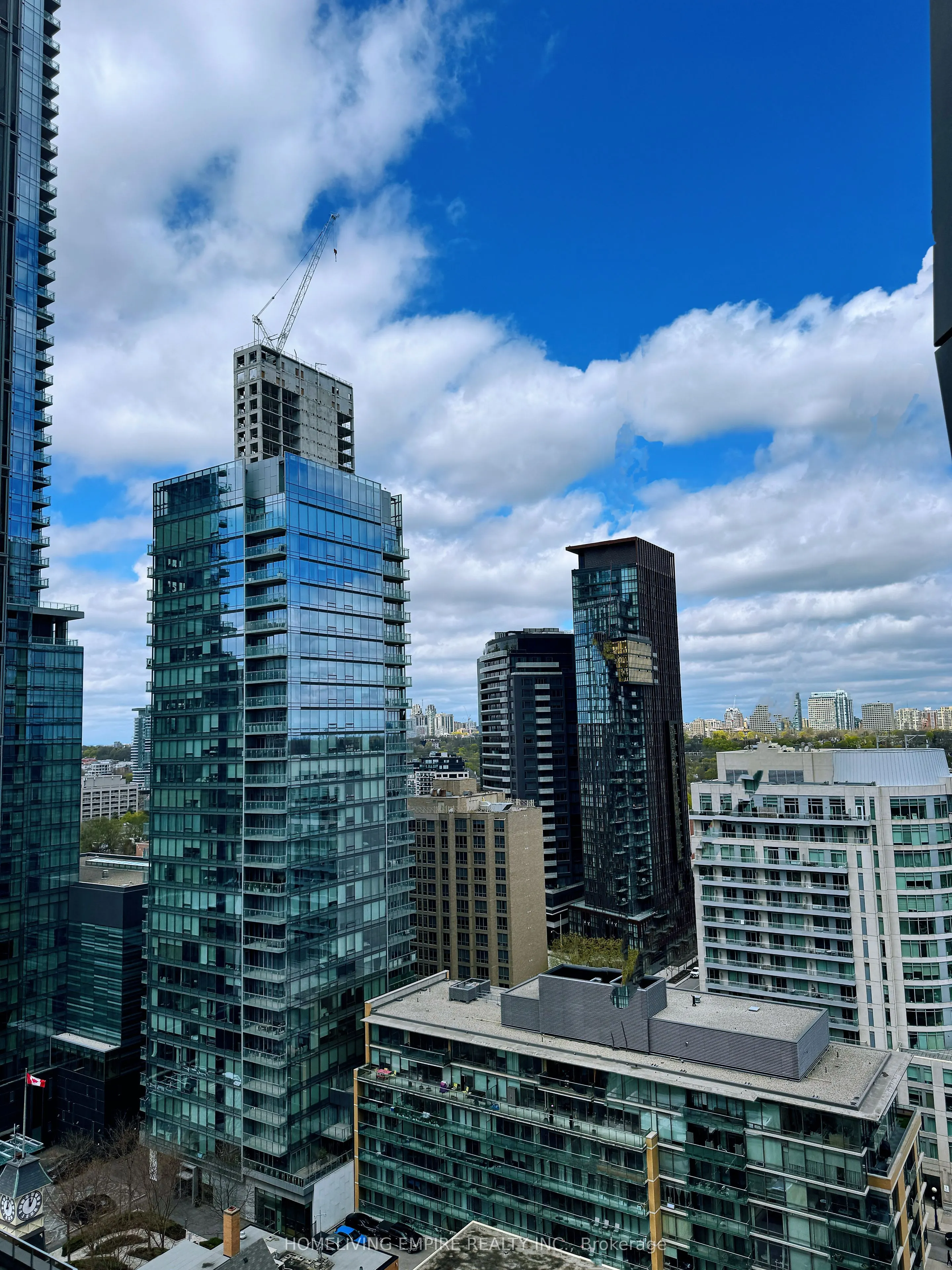 1 Yorkville Avenue, #1703