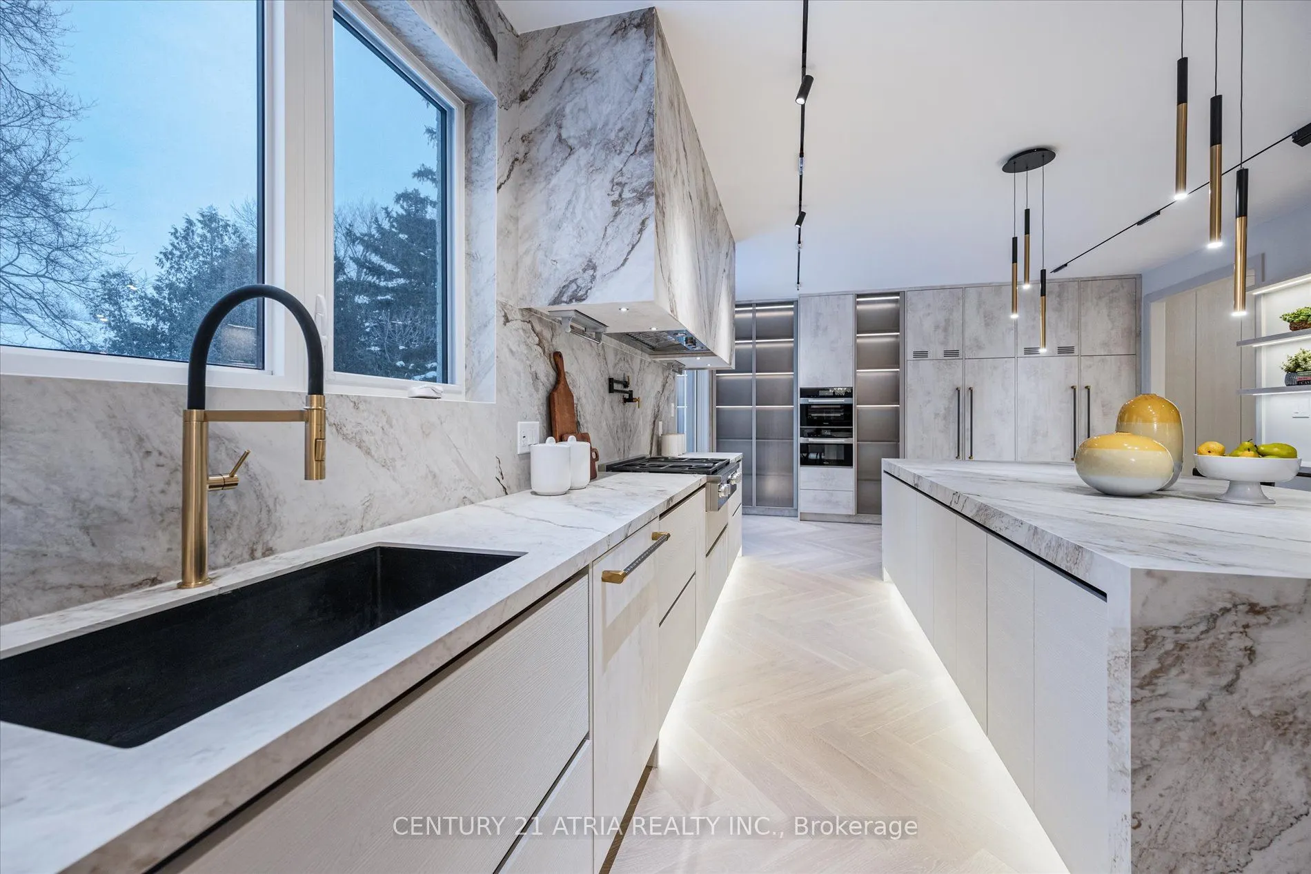 72 Lord Seaton Road