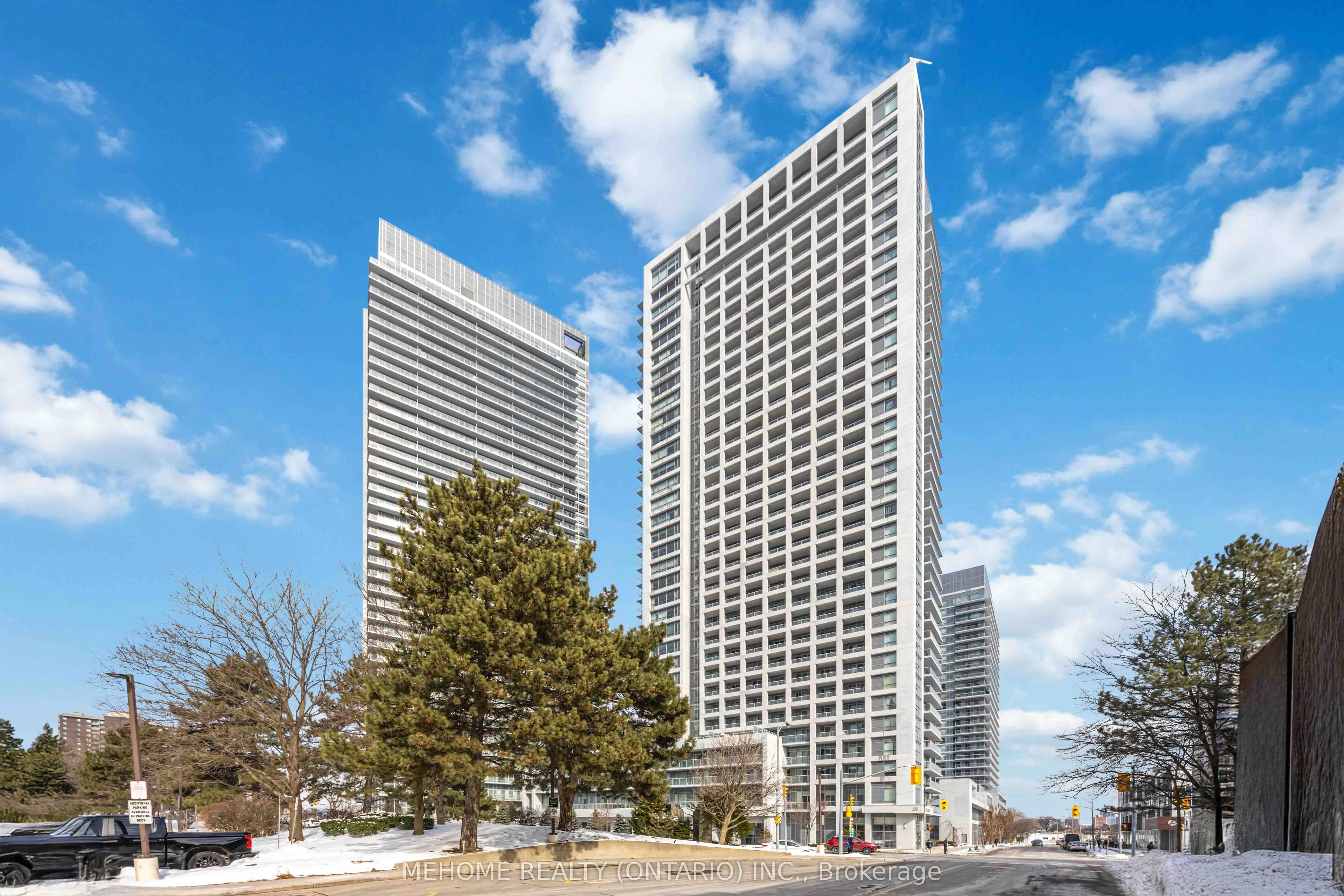 275 Yorkland Road, #2610